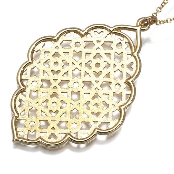 Gold Tiffany&Co. Necklace Marrakesh 18K 750 Yellow: Gold Tiffany&Co. Necklace Marrakesh 18K 750 Yellow This listing features Gold Tiffany&Co. Necklace Marrakesh 18K 750 Yellow. Item specifics are provided below. Item Specifics: Country Of Origin: Italy