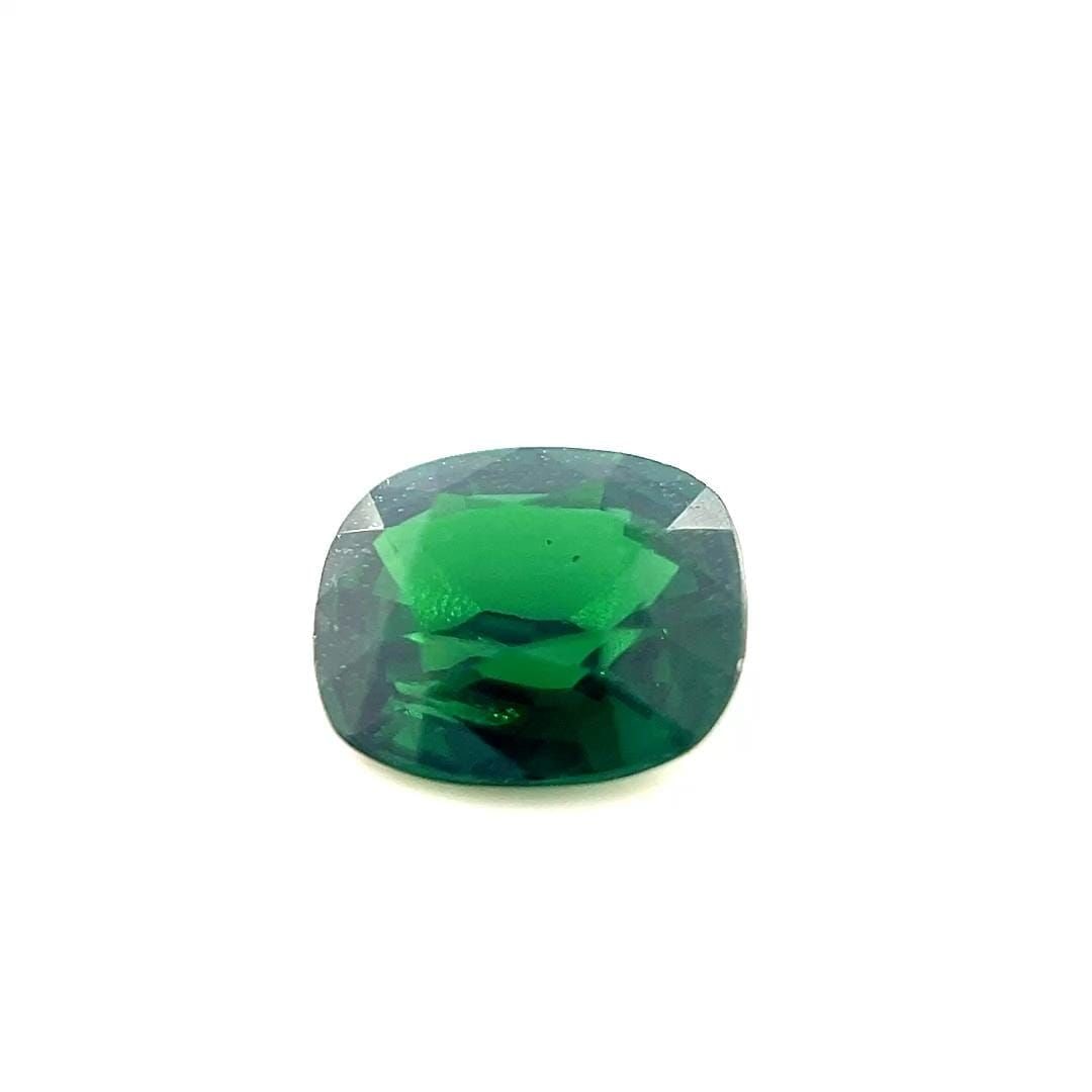 Loose Garnet Gemstone - Cushion 1.597ct Green SI: Loose Garnet Gemstone - Cushion 1.597ct Green SI This listing features Loose Garnet Gemstone - Cushion 1.597ct Green SI. Item specifics are provided below. Item Specifics: Type: Garnet Carat: 1.597
