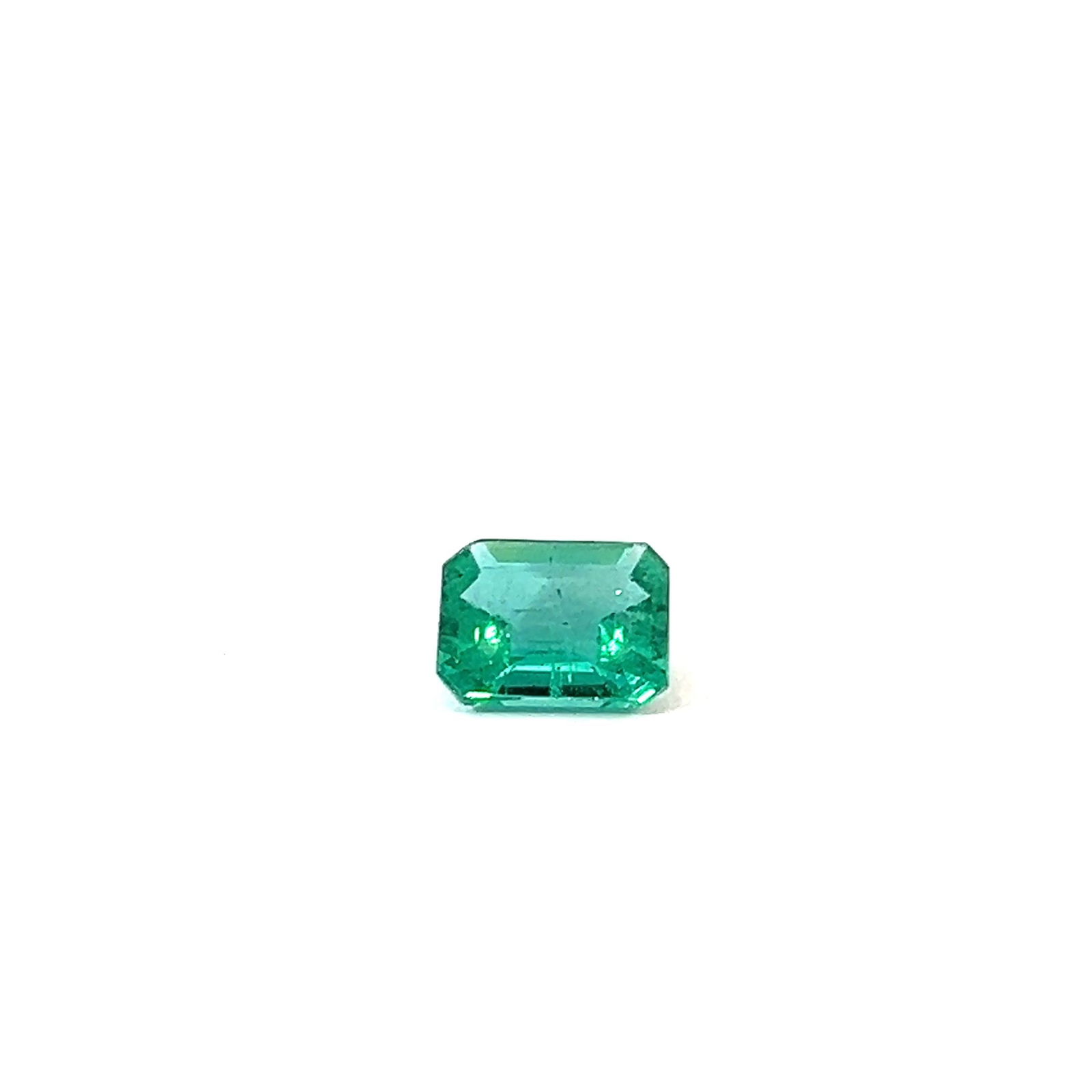 Loose Emerald Gemstone - Emerald 1.92ct Green SI: Loose Emerald Gemstone - Emerald 1.92ct Green SI This listing features Loose Emerald Gemstone - Emerald 1.92ct Green SI. Item specifics are provided below. Item Specifics: Type: Emerald Carat: 1.92