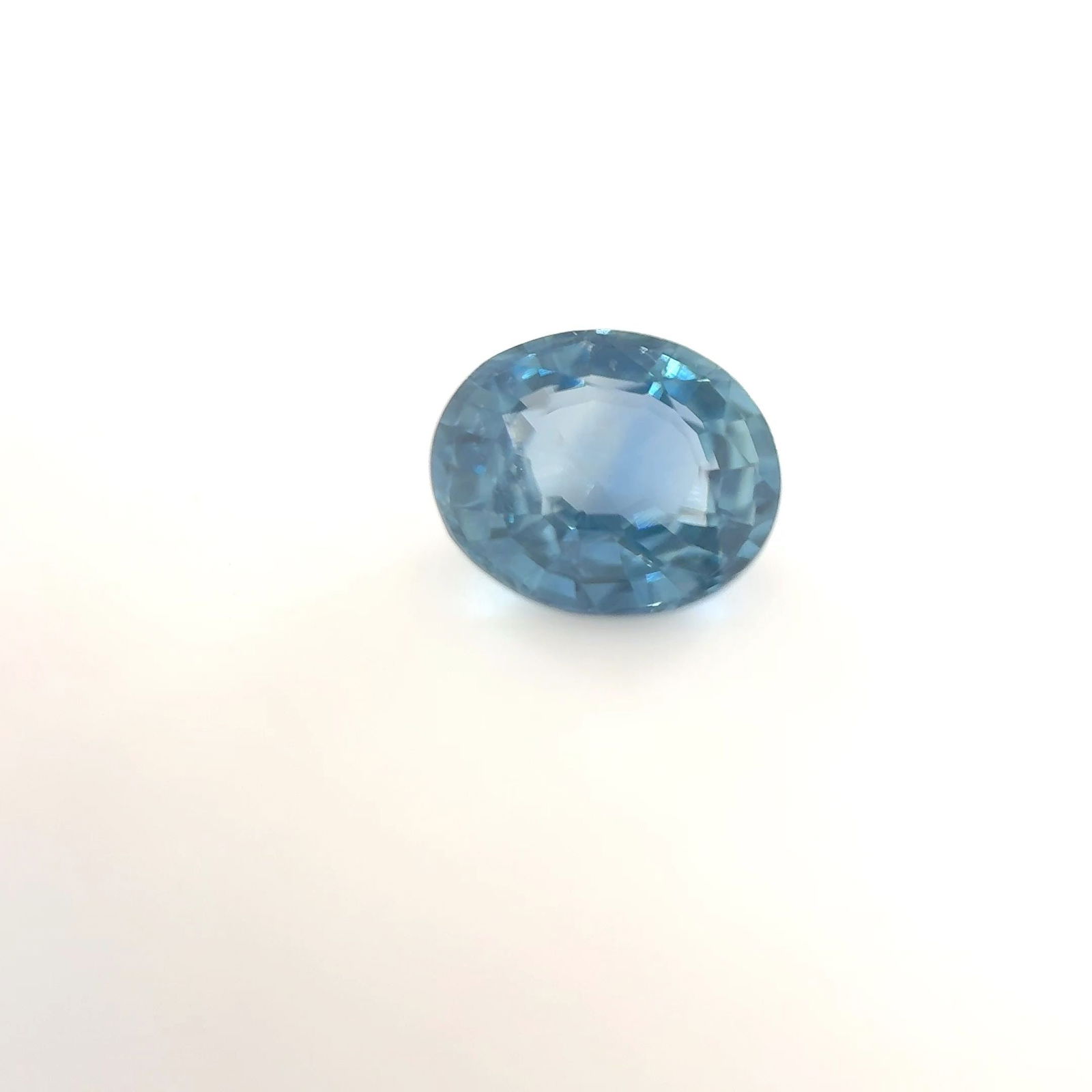 Loose Sapphire Gemstone - Oval 1.2ct Blue EC: Loose Sapphire Gemstone - Oval 1.2ct Blue EC This listing features Loose Sapphire Gemstone - Oval 1.2ct Blue EC. Item specifics are provided below. Item Specifics: Type: Sapphire Carat: 1.2 Cut:
