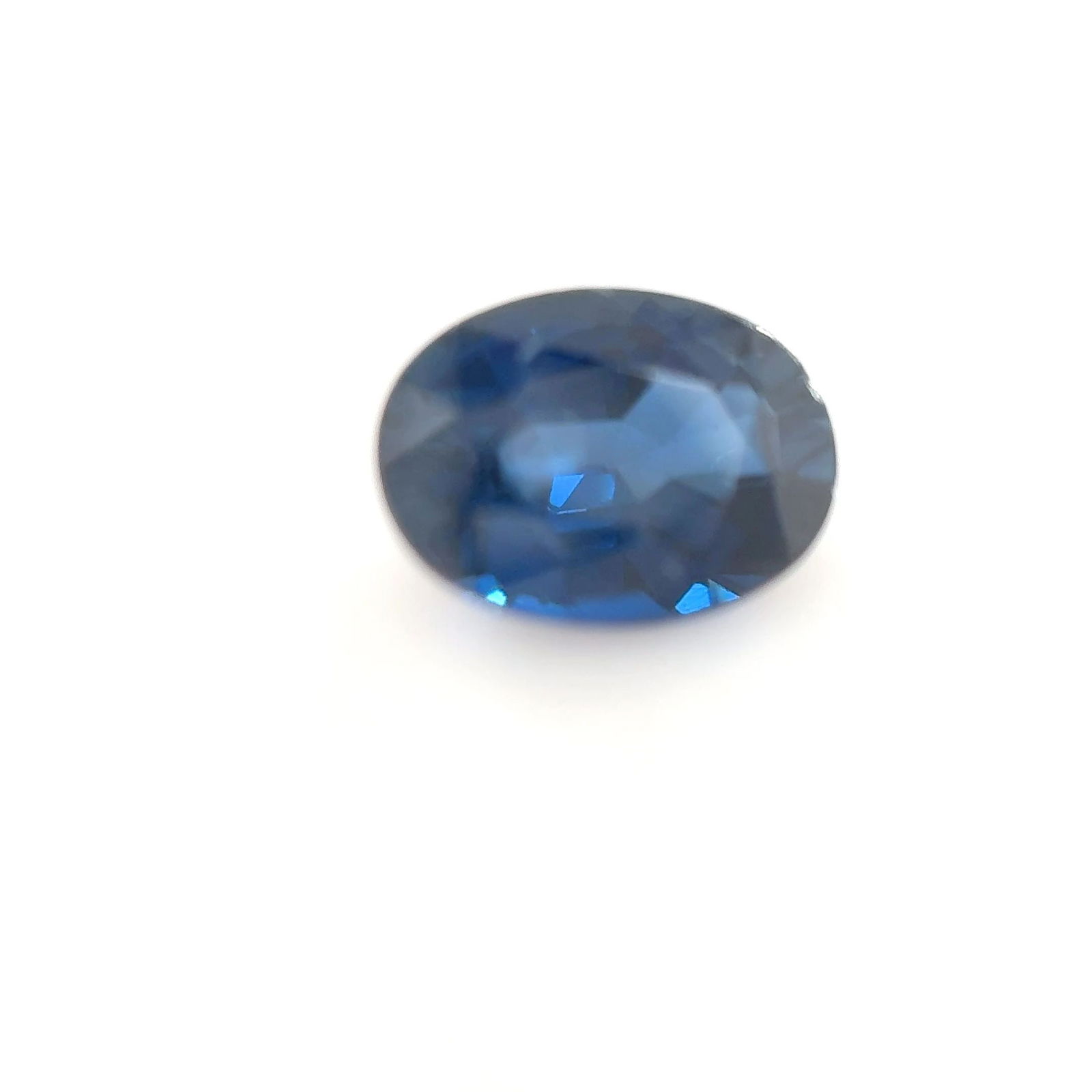 Loose Sapphire Gemstone - Oval 1.2ct Blue SI: Loose Sapphire Gemstone - Oval 1.2ct Blue SI This listing features Loose Sapphire Gemstone - Oval 1.2ct Blue SI. Item specifics are provided below. Item Specifics: Type: Sapphire Carat: 1.2 Cut: Facet