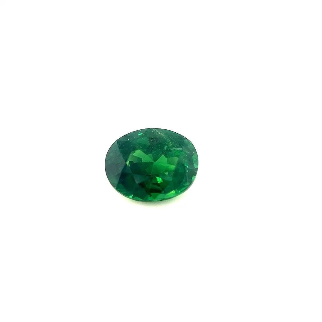 Loose Garnet Gemstone - Oval 2.01ct Green SI: Loose Garnet Gemstone - Oval 2.01ct Green SI This listing features Loose Garnet Gemstone - Oval 2.01ct Green SI. Item specifics are provided below. Item Specifics: Type: Garnet Carat: 2.01 Cut: Facete