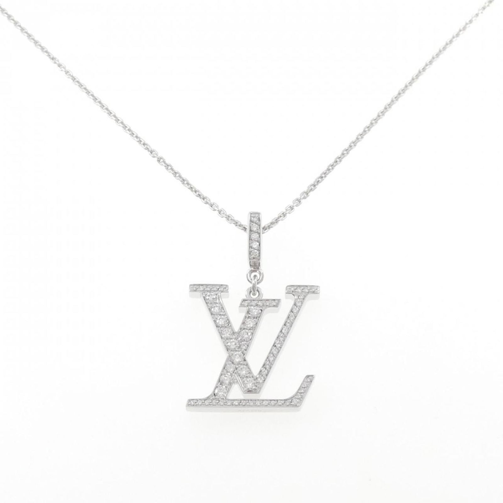 Necklace Louis Vuitton LV Charm: Necklace Louis Vuitton LV Charm This listing features Necklace Louis Vuitton LV Charm. Item specifics are provided below. Item Specifics: Brand: Louis Vuitton Necklace Type: Pendant Necklace Gender: