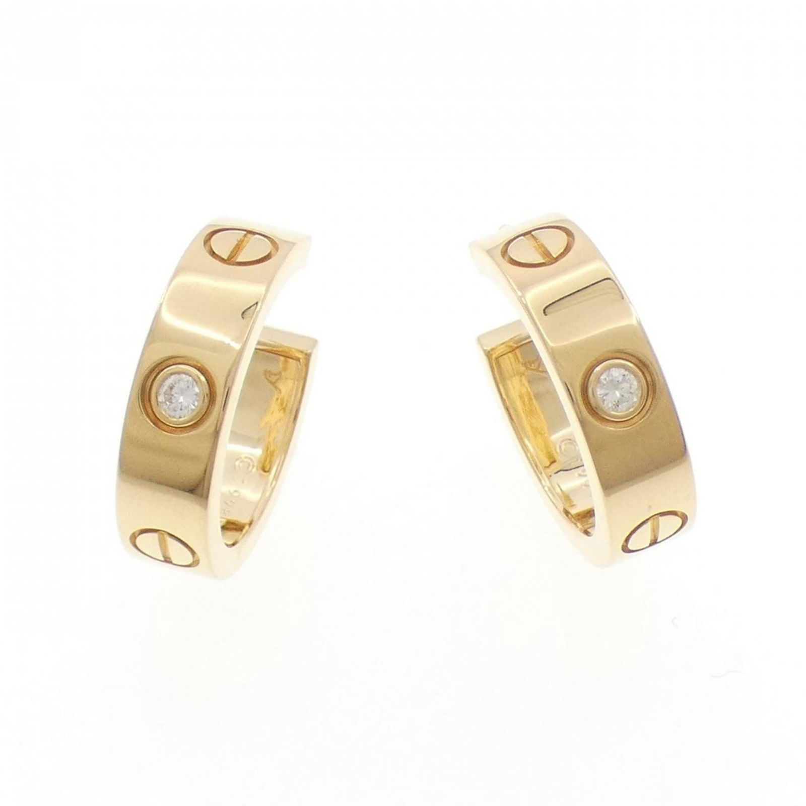 (18K) Cartier Half Hoop Earrings Yellow Gold: (18K) Cartier Half Hoop Earrings Yellow Gold This listing features (18K) Cartier Half Hoop Earrings Yellow Gold. Item specifics are provided below. Item Specifics: Brand: Cartier Type: Half Hoop Earri