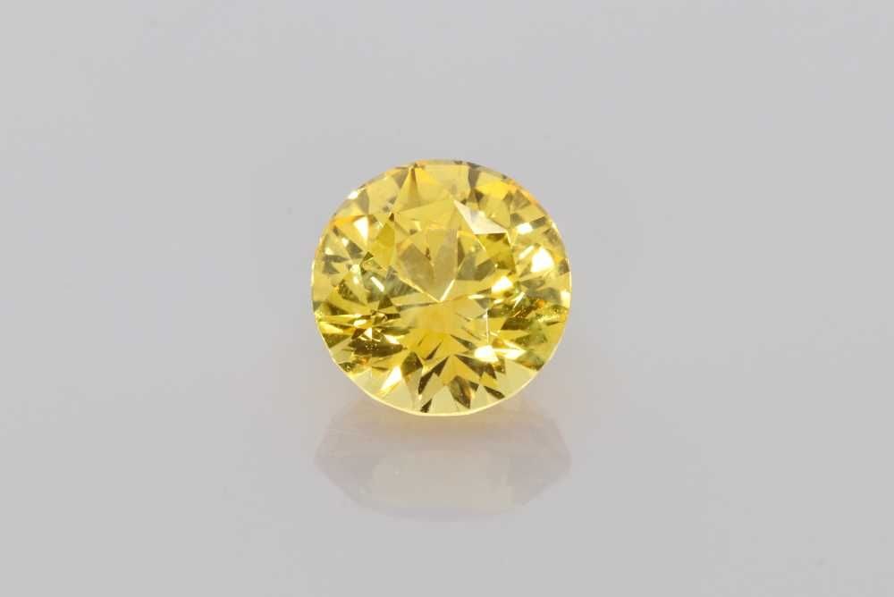 Loose Sapphire Gemstone - Round 2.95ct Yellow EC: Loose Sapphire Gemstone - Round 2.95ct Yellow EC This listing features Loose Sapphire Gemstone - Round 2.95ct Yellow EC. Item specifics are provided below. Item Specifics: Type: Sapphire Carat: 2.95