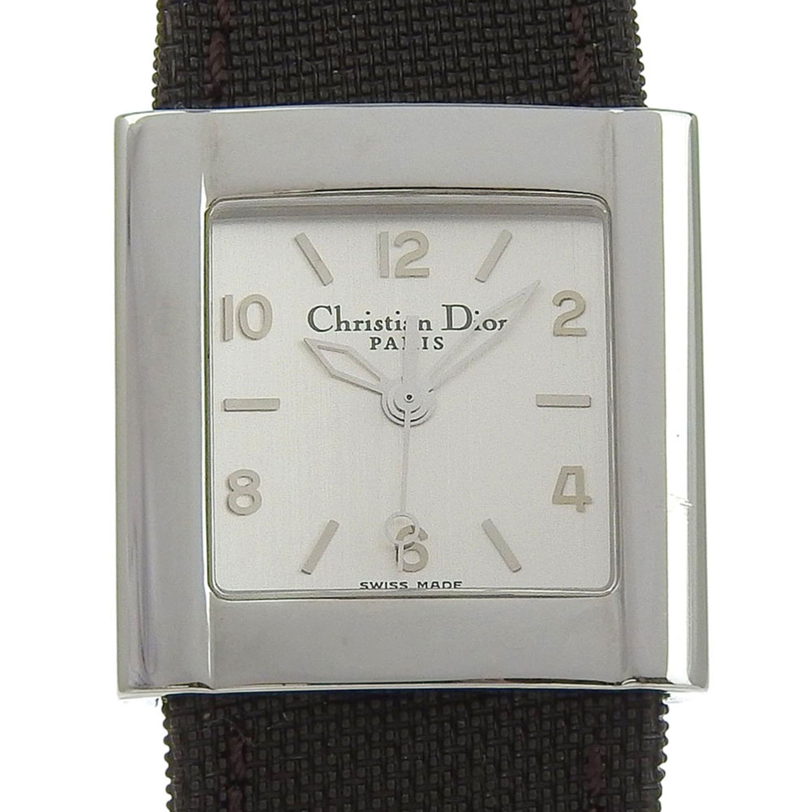 Wristwatch Christian Dior: Wristwatch Christian Dior This listing features Wristwatch Christian Dior. Item specifics are provided below. Item Specifics: Brand: Christian Dior Type: Wristwatch Gender: Women Display: Analog Mater