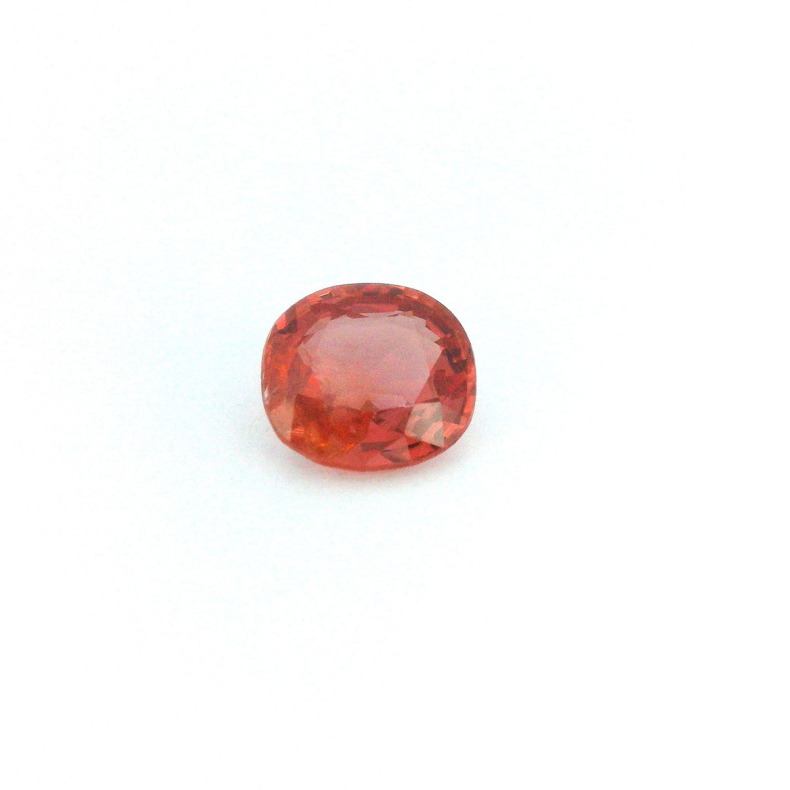 Loose Spinel Gemstone - GSI Cushion 1.14ct Red SI: Loose Spinel Gemstone - GSI Cushion 1.14ct Red SI This listing features Loose Spinel Gemstone - GSI Cushion 1.14ct Red SI. Item specifics are provided below. Item Specifics: Type: Spinel Carat: 1.14 C