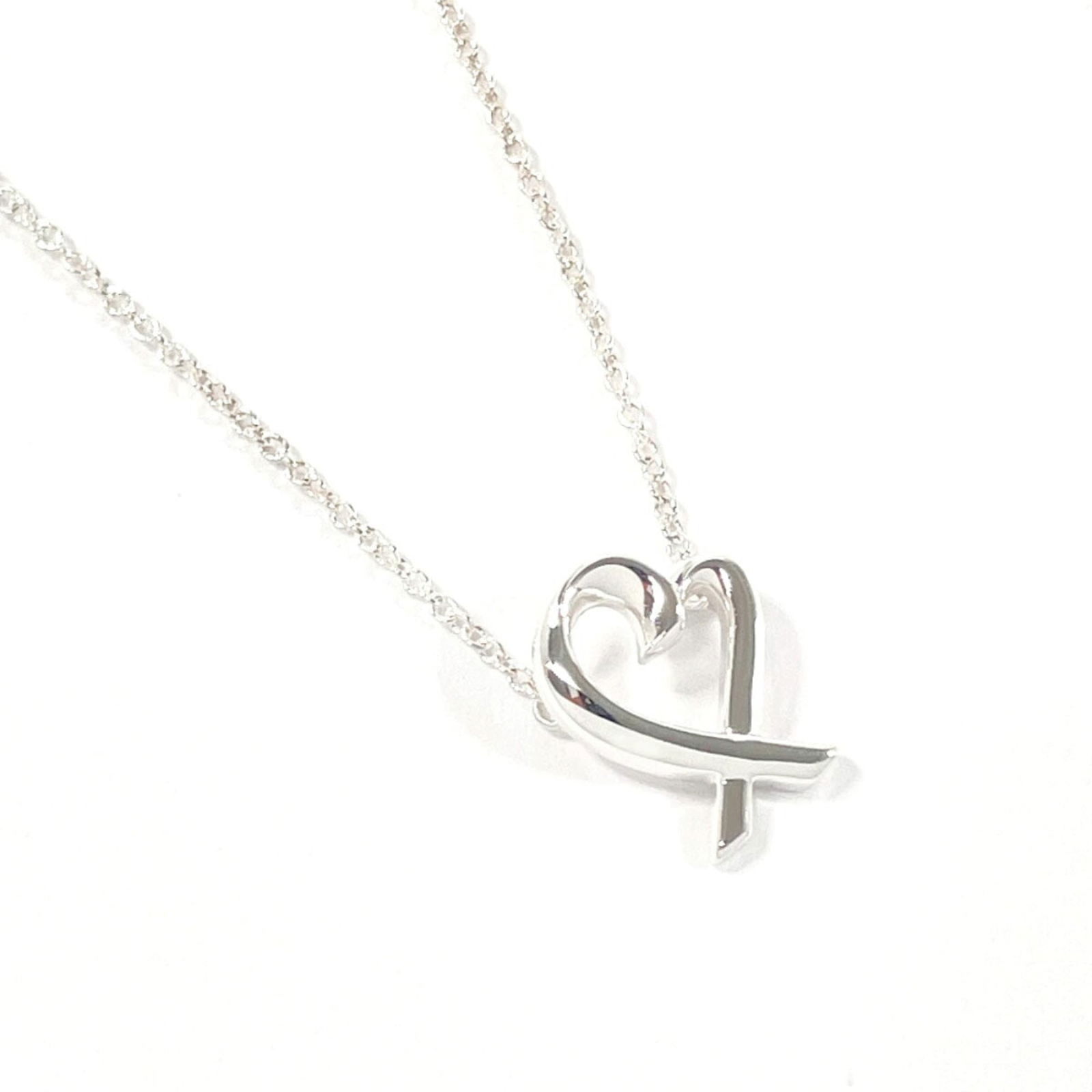 Women TIFFANY & Co. Tiffany Loving Heart Paloma Picasso Necklace in 925 Sterling Silver for: Women TIFFANY & Co. Tiffany Loving Heart Paloma Picasso Necklace in 925 Sterling Silver for This listing features Women TIFFANY & Co. Tiffany Loving Heart Paloma Picasso Necklace in 925 Sterling Silve