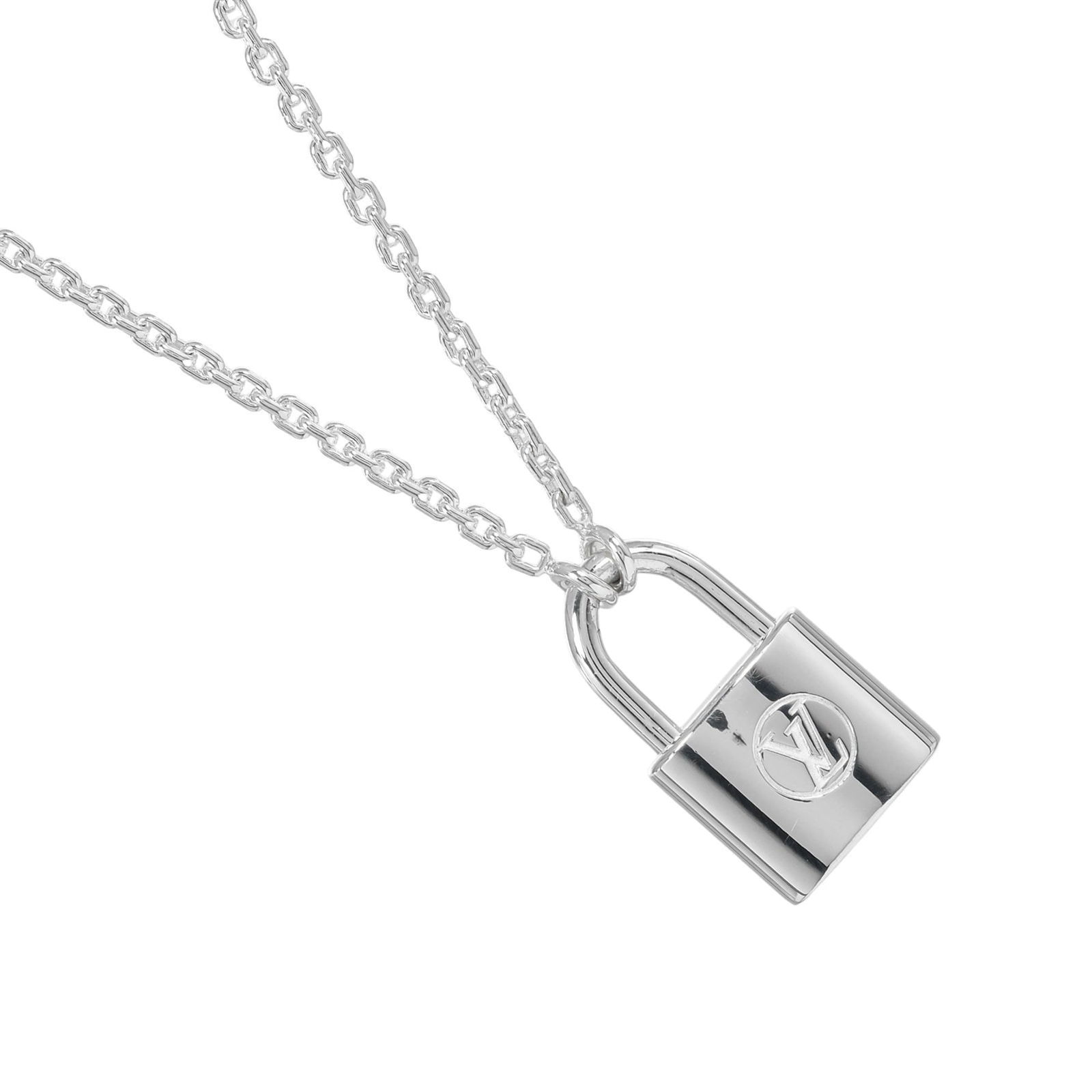 Unisex - Louis Vuitton Pandantiffe Necklace with Padlock Motif - 925 Sterling Silver - Approx. 8.3g: Unisex - Louis Vuitton Pandantiffe Necklace with Padlock Motif - 925 Sterling Silver - Approx. 8.3g This listing features Unisex - Louis Vuitton Pandantiffe Necklace with Padlock Motif - 925 Sterling