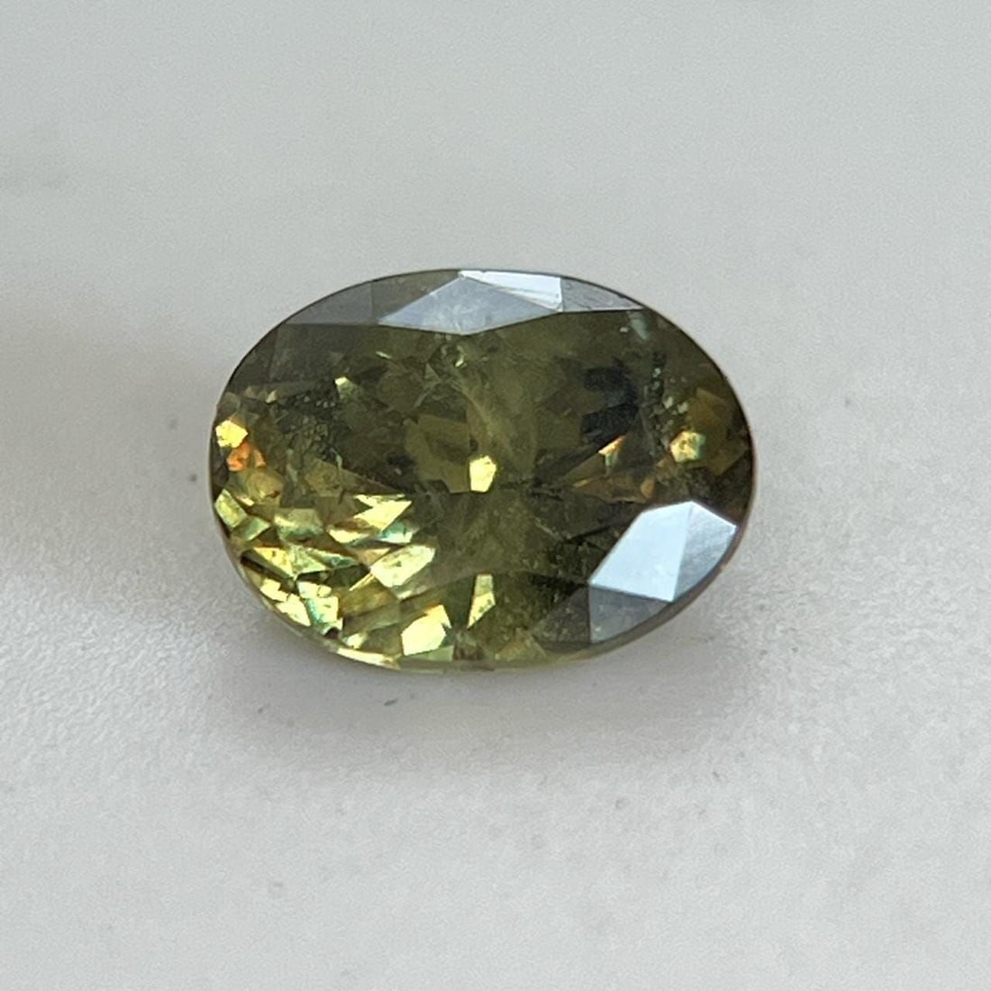 Loose Garnet Gemstone - Oval 1.99ct Green SI (1 of 1)