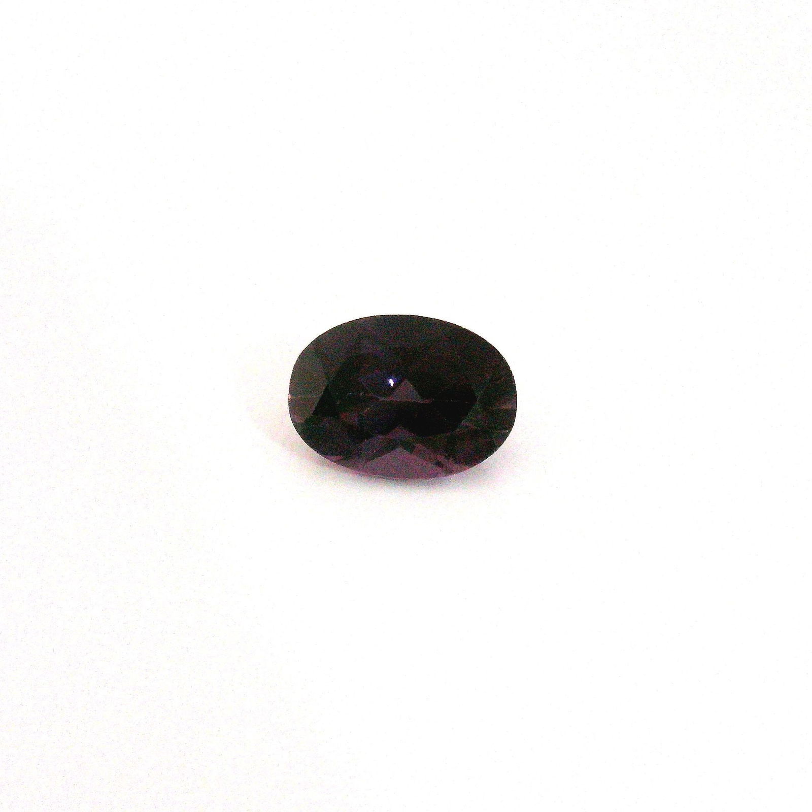 Loose Spinel Gemstone - GSI Oval 1.09ct Purple SI: Loose Spinel Gemstone - GSI Oval 1.09ct Purple SI This listing features Loose Spinel Gemstone - GSI Oval 1.09ct Purple SI. Item specifics are provided below. Item Specifics: Type: Spinel Carat: 1.09