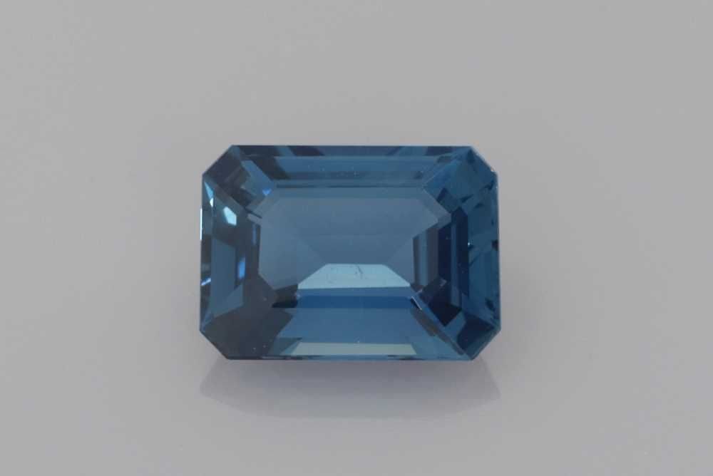 Loose Sapphire Gemstone - Emerald 1.04ct Blue EC: Loose Sapphire Gemstone - Emerald 1.04ct Blue EC This listing features Loose Sapphire Gemstone - Emerald 1.04ct Blue EC. Item specifics are provided below. Item Specifics: Type: Sapphire Carat: 1.04 C