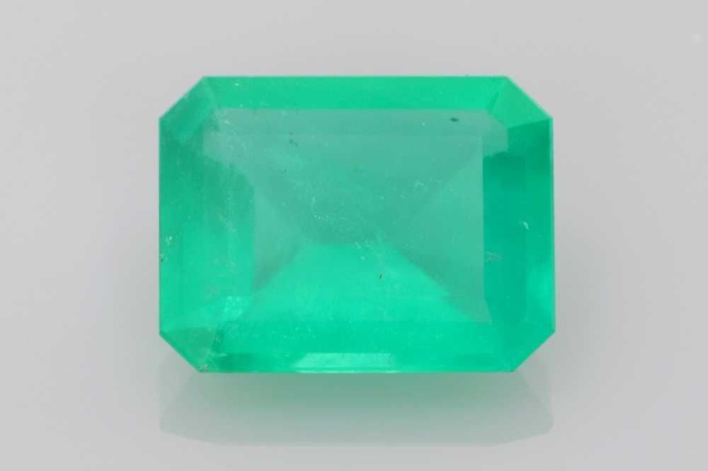 Loose Emerald Gemstone - Emerald 2.4ct Green SI (1 of 1)