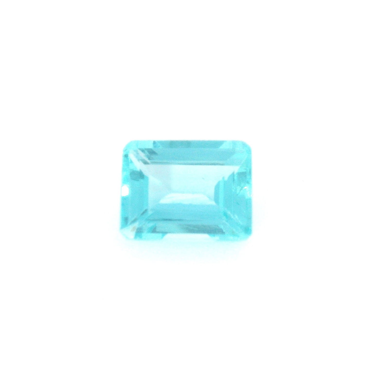 Loose Apatite Gemstone - GSI Octagonal 2.77ct Blue EC: Loose Apatite Gemstone - GSI Octagonal 2.77ct Blue EC This listing features Loose Apatite Gemstone - GSI Octagonal 2.77ct Blue EC. Item specifics are provided below. Item Specifics: Type: Apatite
