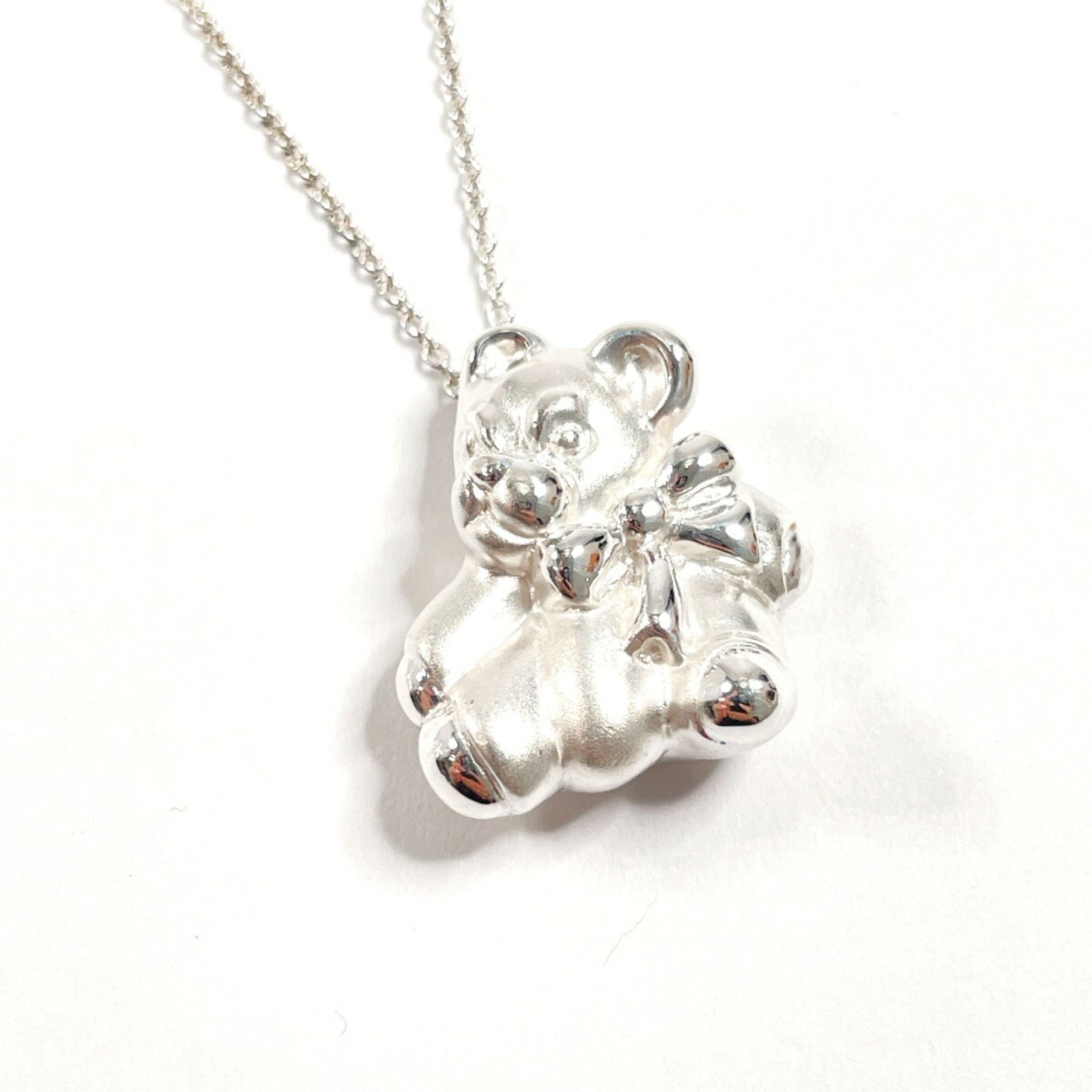 Women's - TIFFANY & Co. Tiffany Teddy Bear Necklace - 925 Sterling Silver: Women's - TIFFANY & Co. Tiffany Teddy Bear Necklace - 925 Sterling Silver This listing features Women's - TIFFANY & Co. Tiffany Teddy Bear Necklace - 925 Sterling Silver. Item specifics are provided b