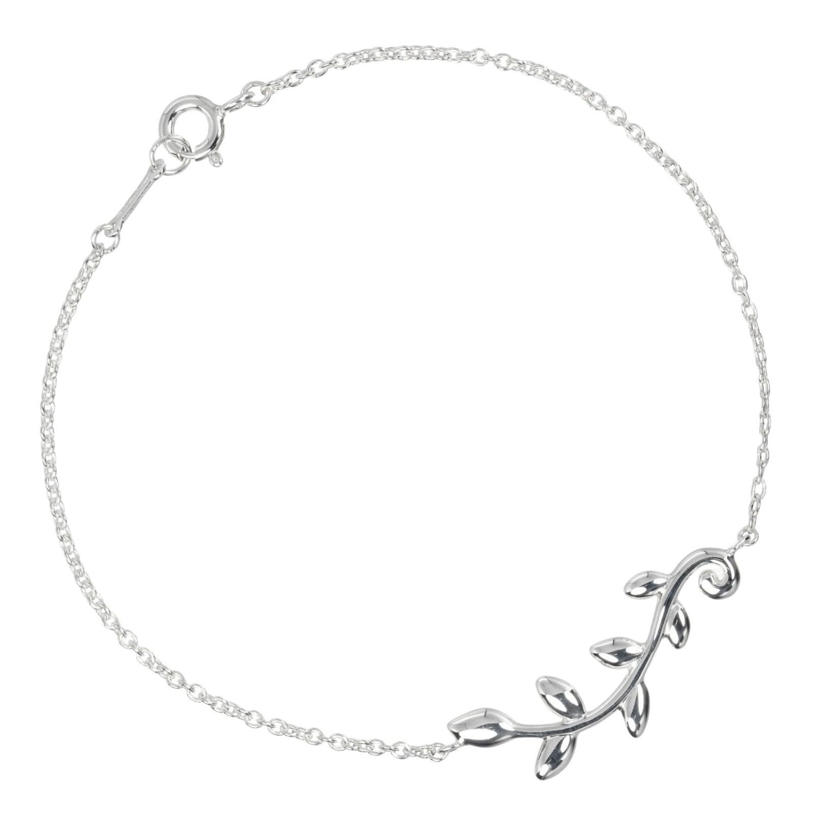 925 Tiffany Charm Bracelet Silver: 925 Tiffany Charm Bracelet Silver This listing features 925 Tiffany Charm Bracelet Silver. Item specifics are provided below. Item Specifics: Brand: Tiffany Type: Charm Bracelet Gender: Women Material