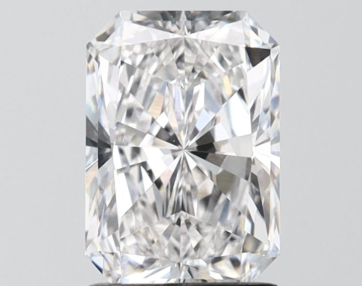 Loose Lab Diamond - IGI Radiant 1.7ct E VVS2: Loose Lab Diamond - IGI Radiant 1.7ct E VVS2 This listing features Loose Lab Diamond - IGI Radiant 1.7ct E VVS2. Item specifics are provided below. Item Specifics: Source: This Is A Real Diamond
