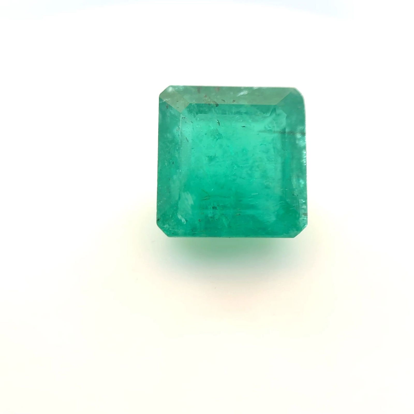 Loose Emerald Gemstone - Asscher 2.51ct Green MI: Loose Emerald Gemstone - Asscher 2.51ct Green MI This listing features Loose Emerald Gemstone - Asscher 2.51ct Green MI. Item specifics are provided below. Item Specifics: Type: Emerald Carat: 2.51 Cu