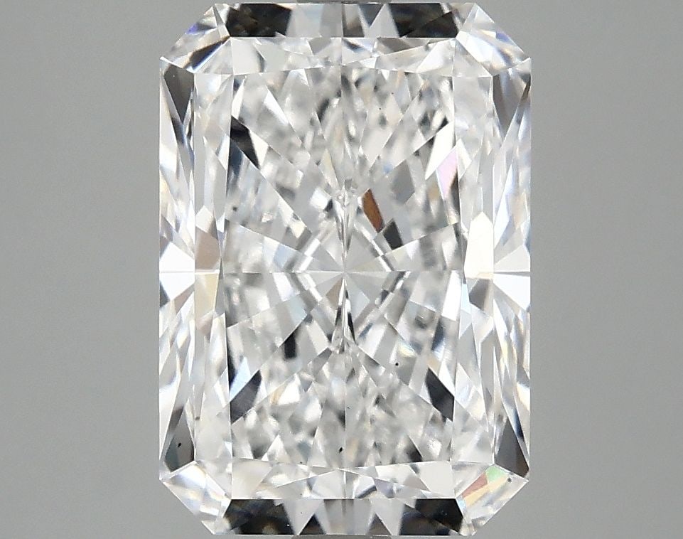 Loose Lab Diamond - IGI Radiant 3.92ct E VS2: Loose Lab Diamond - IGI Radiant 3.92ct E VS2 This listing features Loose Lab Diamond - IGI Radiant 3.92ct E VS2. Item specifics are provided below. Item Specifics: Source: This Is A Real Diamond