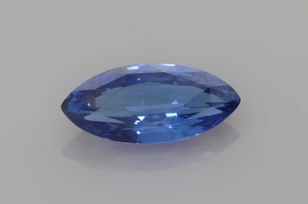 Loose Sapphire Gemstone - GIA Marquise 4.02ct Blue EC: Loose Sapphire Gemstone - GIA Marquise 4.02ct Blue EC This listing features Loose Sapphire Gemstone - GIA Marquise 4.02ct Blue EC. Item specifics are provided below. Item Specifics: Type: Sapphire Car