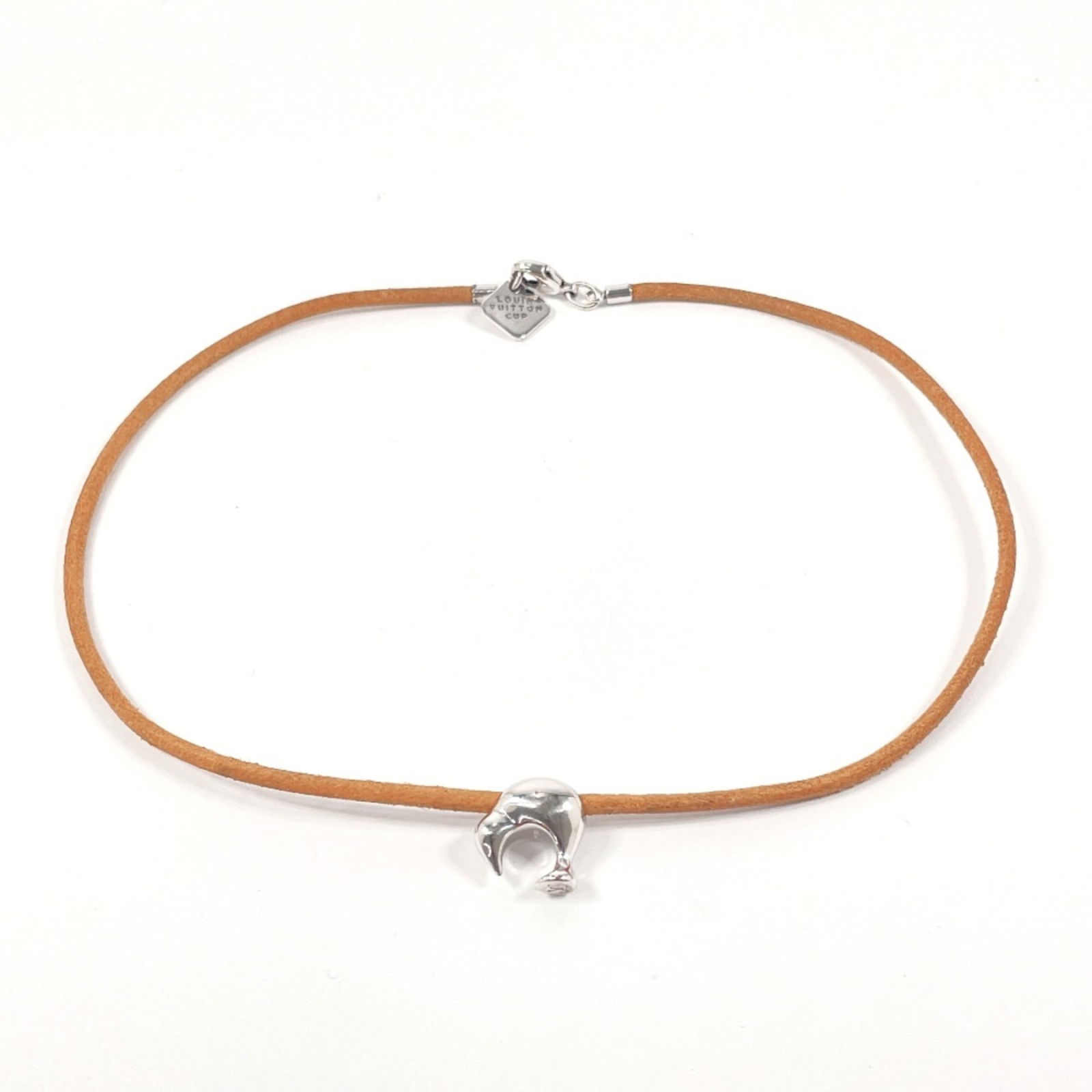 Women's - LOUIS VUITTON Louis Vuitton Kiwi Cup 2003 Limited Edition Necklace - Silver 925/ Leather: Women's - LOUIS VUITTON Louis Vuitton Kiwi Cup 2003 Limited Edition Necklace - Silver 925/ Leather - Silver This listing features Women's - LOUIS VUITTON Louis Vuitton Kiwi Cup 2003 Limited Edition Ne