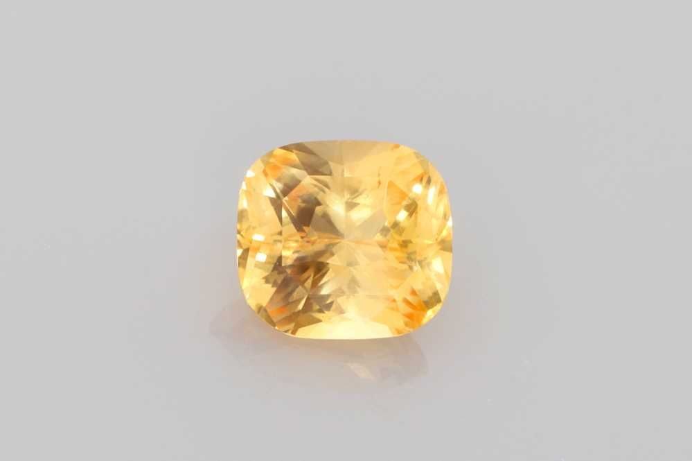 Loose Sapphire Gemstone - Cushion 1.36ct Orange EC: Loose Sapphire Gemstone - Cushion 1.36ct Orange EC This listing features Loose Sapphire Gemstone - Cushion 1.36ct Orange EC. Item specifics are provided below. Item Specifics: Type: Sapphire Carat: 1.