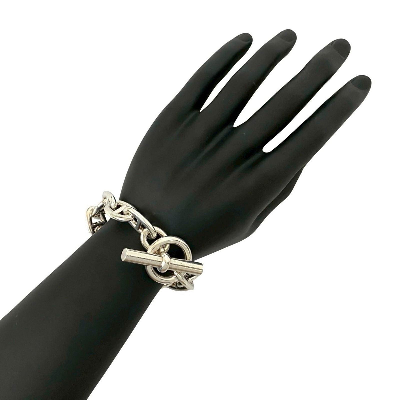 925 Hermes Charm Bracelet Silver: 925 Hermes Charm Bracelet Silver This listing features 925 Hermes Charm Bracelet Silver. Item specifics are provided below. Item Specifics: Brand: Hermes Type: Charm Bracelet Gender: Women Material: S