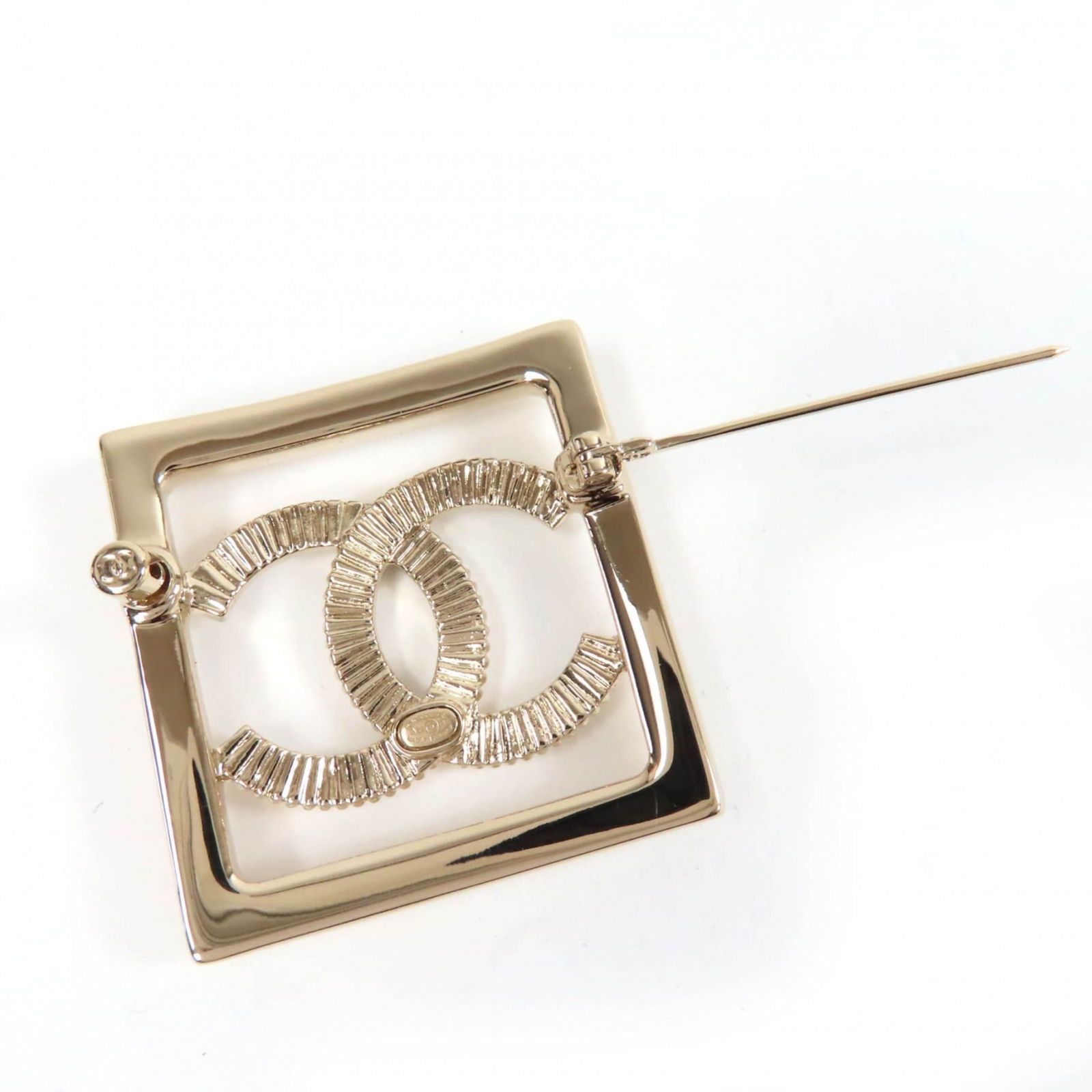 Brooch Chanel - 6