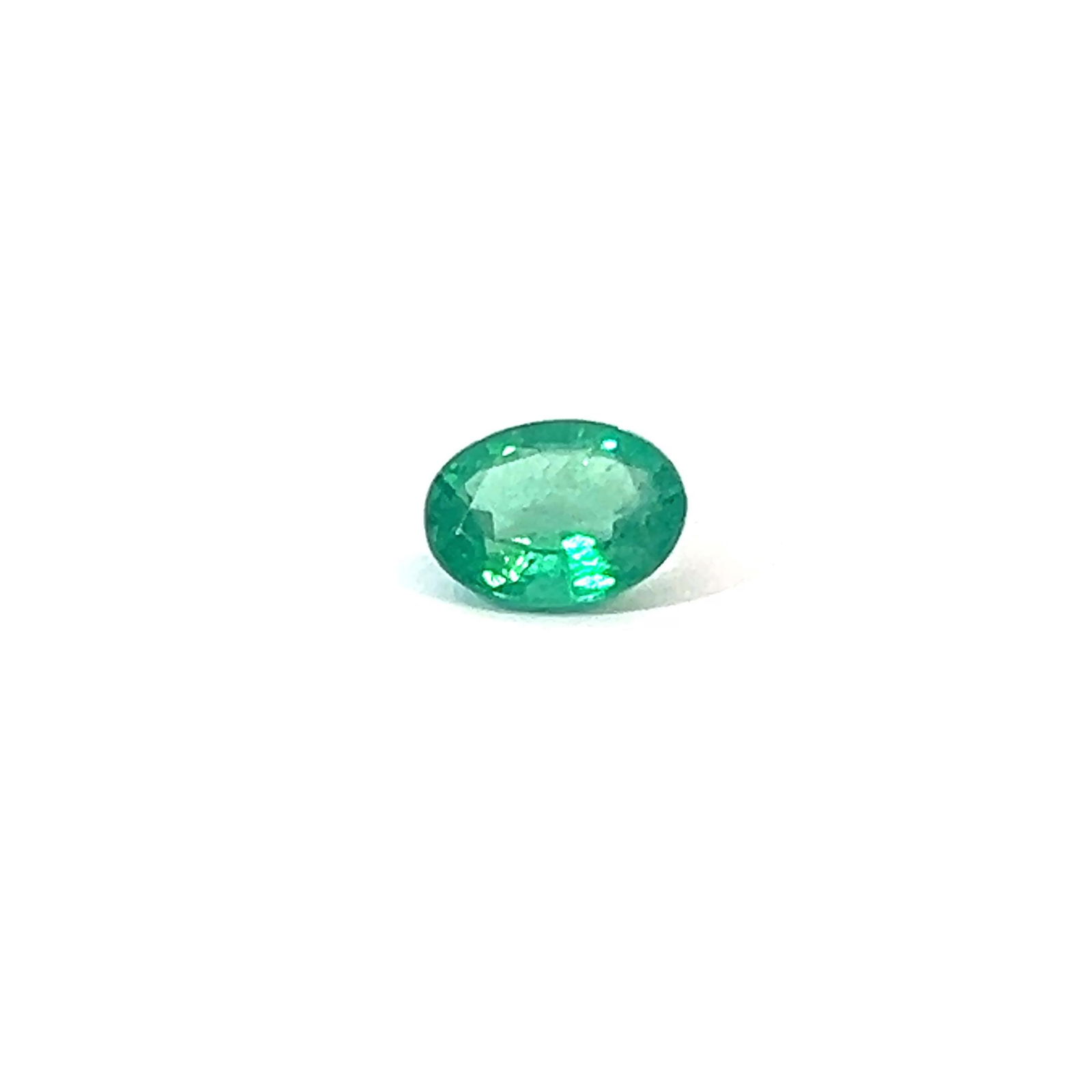 Loose Emerald Gemstone - Oval 1.04ct Green SI: Loose Emerald Gemstone - Oval 1.04ct Green SI This listing features Loose Emerald Gemstone - Oval 1.04ct Green SI. Item specifics are provided below. Item Specifics: Type: Emerald Carat: 1.04 Cut: Fac