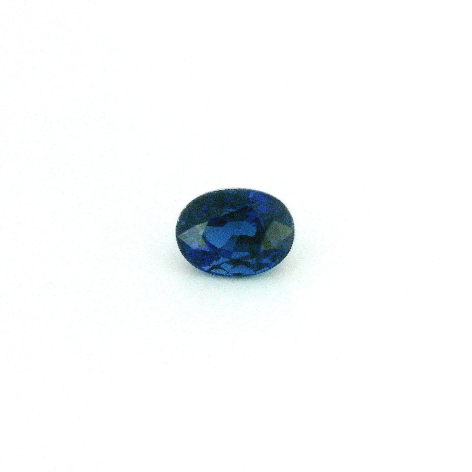 Loose Sapphire Gemstone - IGI Oval 1.14ct Blue EC: Loose Sapphire Gemstone - IGI Oval 1.14ct Blue EC This listing features Loose Sapphire Gemstone - IGI Oval 1.14ct Blue EC. Item specifics are provided below. Item Specifics: Type: Sapphire Carat: 1.14