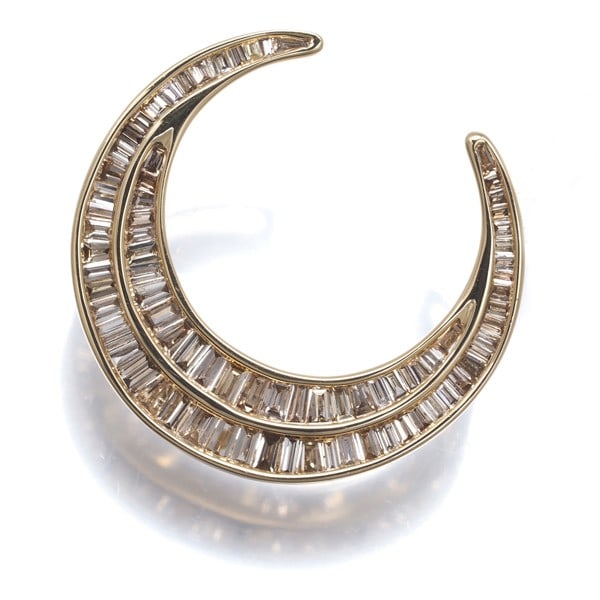 Gold Gstv Pendant Diamond 0.74Ct Moon Tapered-Cut 18K 750 Yellow: Gold Gstv Pendant Diamond 0.74Ct Moon Tapered-Cut 18K 750 Yellow This listing features Gold Gstv Pendant Diamond 0.74Ct Moon Tapered-Cut 18K 750 Yellow. Item specifics are provided below. Item Specifi