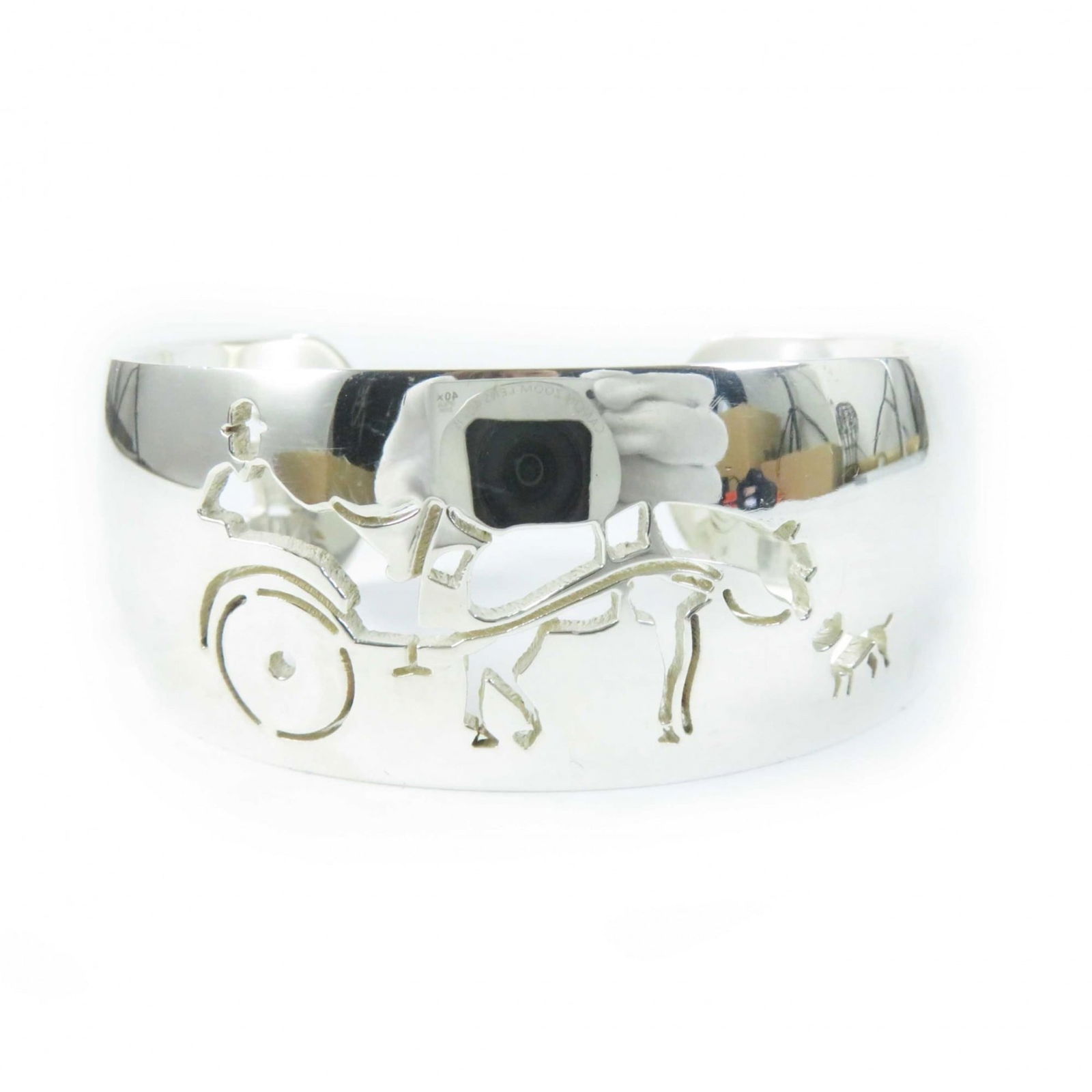 Bracelet Hermes Charm: Bracelet Hermes Charm This listing features Bracelet Hermes Charm. Item specifics are provided below. Item Specifics: Brand: Hermes Type: Charm Bracelet Gender: Women Season: Vintage Length: 16.7cm