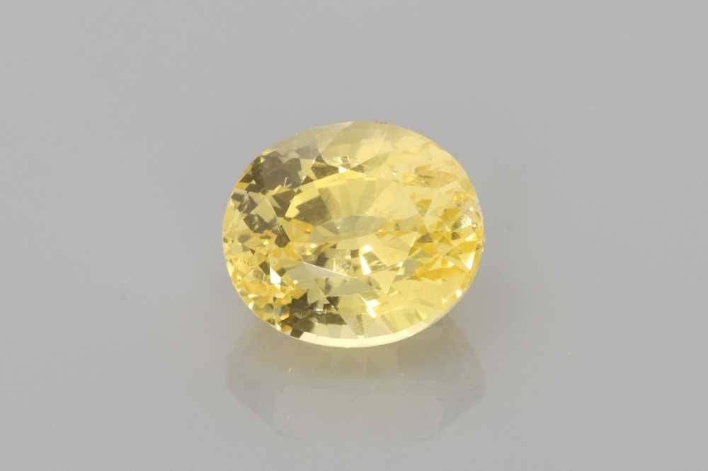 Loose Sapphire Gemstone - GIA Oval 1.66ct Yellow EC: Loose Sapphire Gemstone - GIA Oval 1.66ct Yellow EC This listing features Loose Sapphire Gemstone - GIA Oval 1.66ct Yellow EC. Item specifics are provided below. Item Specifics: Type: Sapphire Carat: