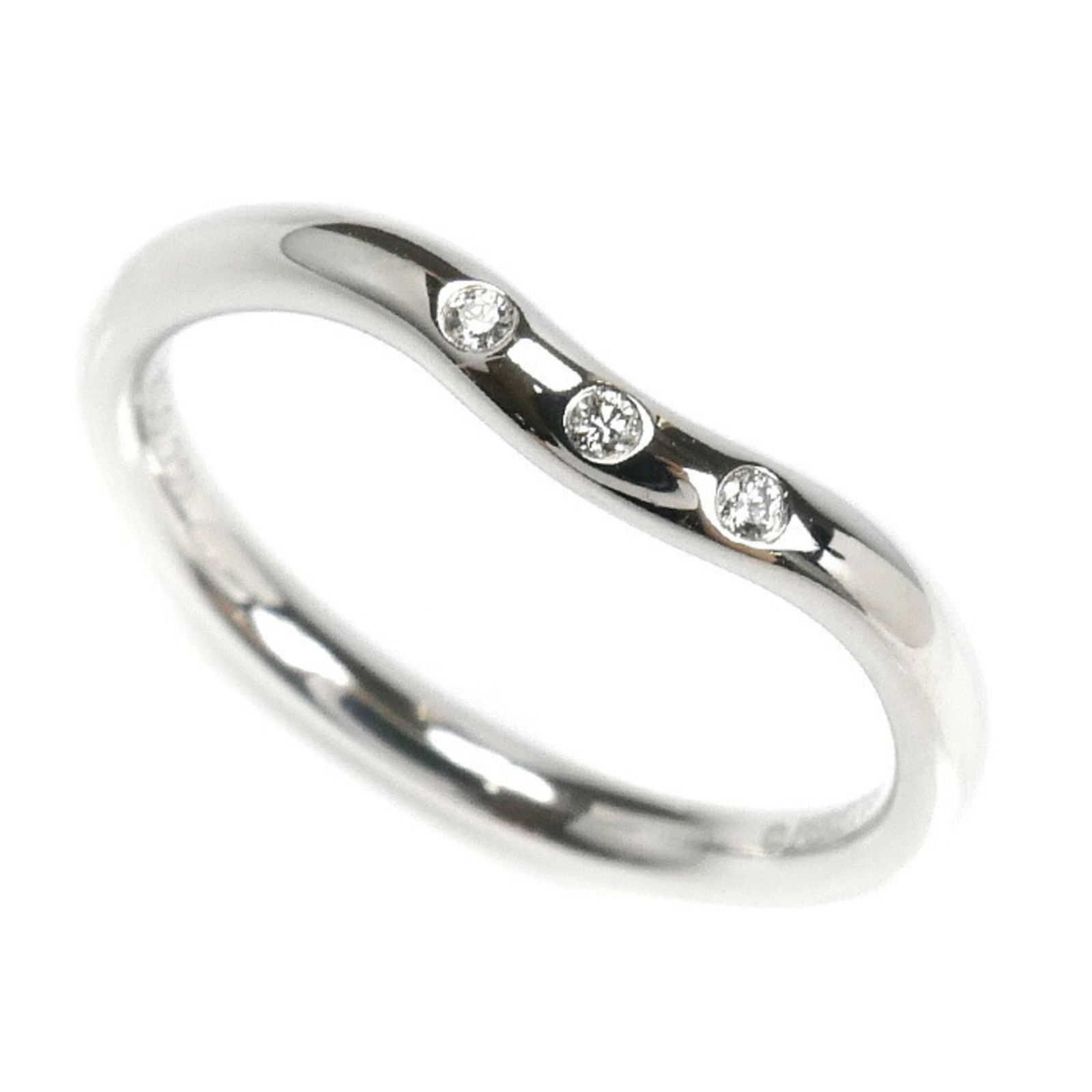 (18K) Tiffany Band Ring White Gold: (18K) Tiffany Band Ring White Gold This listing features (18K) Tiffany Band Ring White Gold. Item specifics are provided below. Item Specifics: Brand: Tiffany Type: Band Ring Gender: Women Material: W