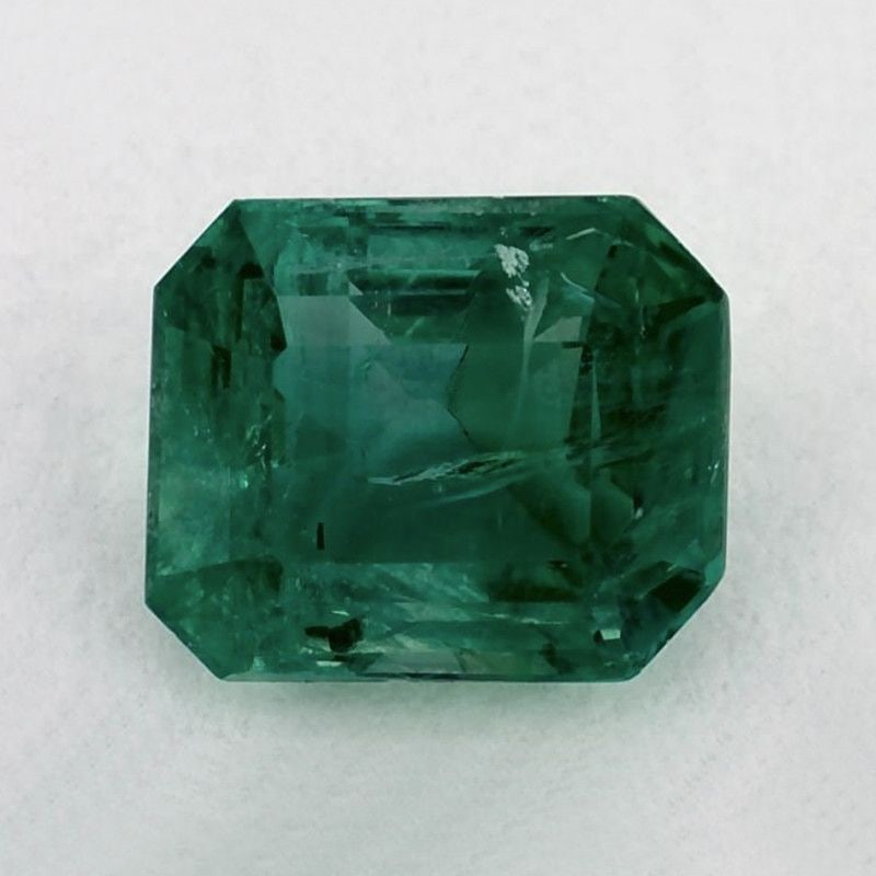 Loose Emerald Gemstone - Octagonal 1.7ct Green SI: Loose Emerald Gemstone - Octagonal 1.7ct Green SI This listing features Loose Emerald Gemstone - Octagonal 1.7ct Green SI. Item specifics are provided below. Item Specifics: Type: Emerald Carat: 1.7