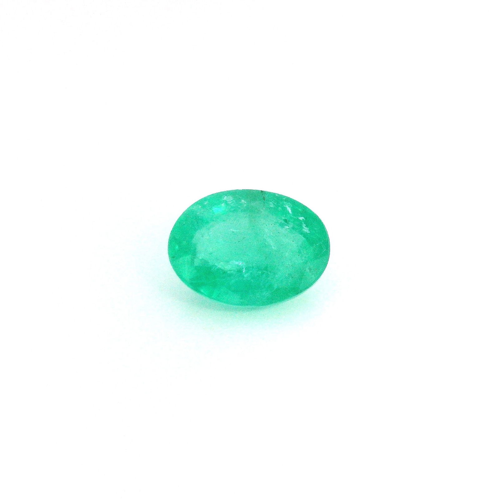 Loose Emerald Gemstone - GSI Oval 1.32ct Green MI: Loose Emerald Gemstone - GSI Oval 1.32ct Green MI This listing features Loose Emerald Gemstone - GSI Oval 1.32ct Green MI. Item specifics are provided below. Item Specifics: Type: Emerald Carat: 1.32