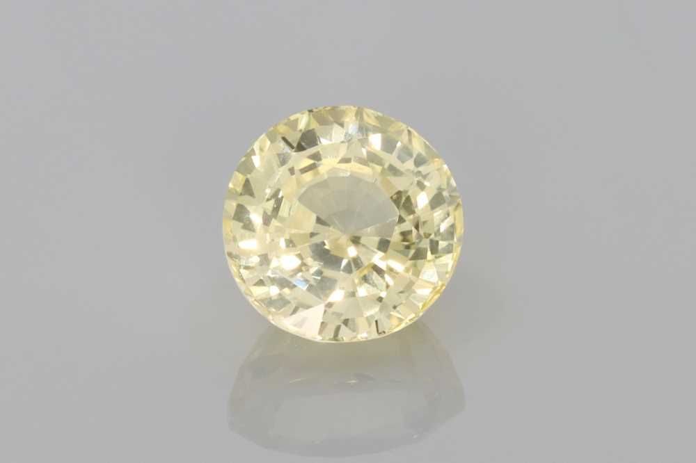 Loose Sapphire Gemstone - Round 2.0ct Yellow EC: Loose Sapphire Gemstone - Round 2.0ct Yellow EC This listing features Loose Sapphire Gemstone - Round 2.0ct Yellow EC. Item specifics are provided below. Item Specifics: Type: Sapphire Carat: 2.0