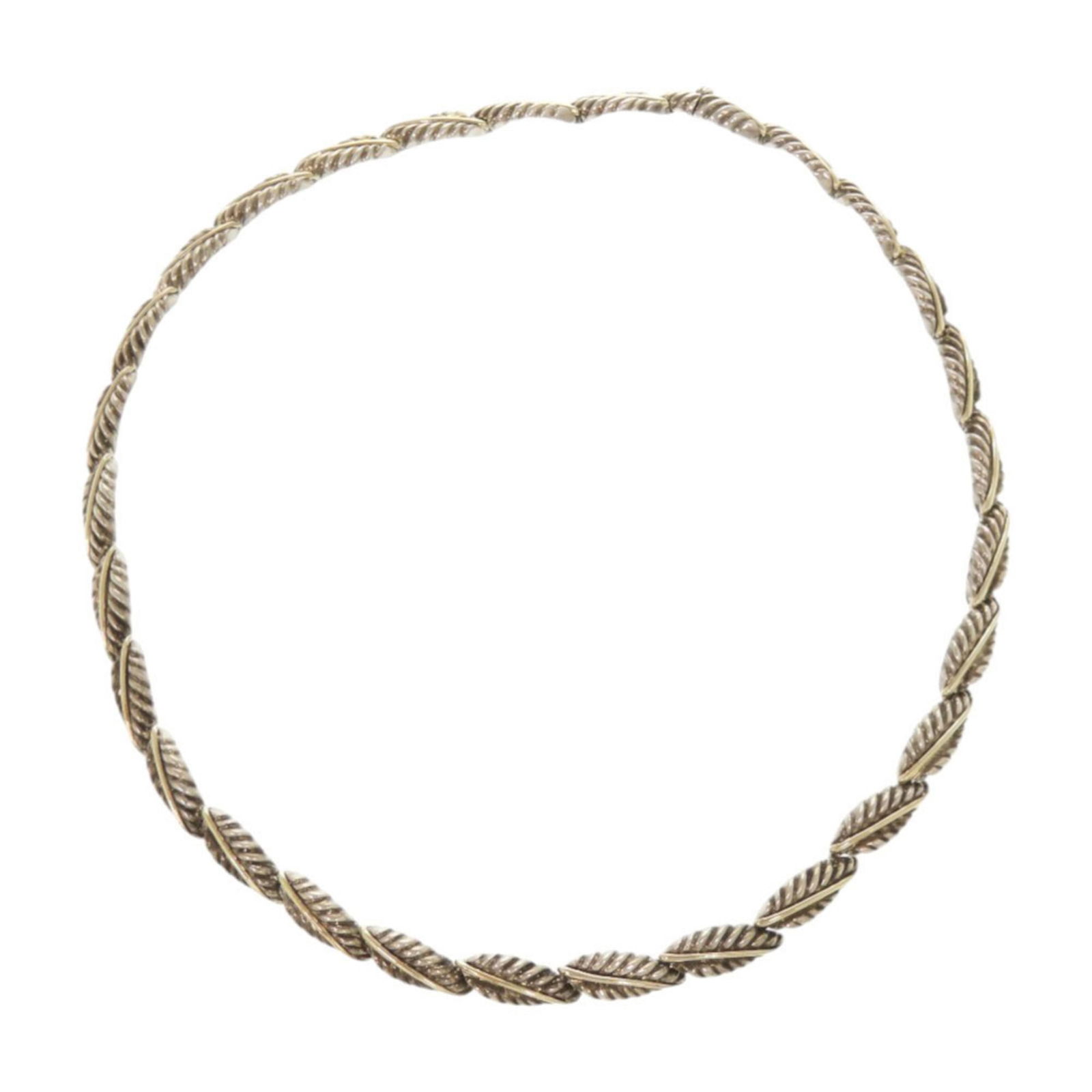 0628 Tiffany & Co. 925 Sterling Silver and 18K Yellow Gold Necklace: 0628 Tiffany & Co. 925 Sterling Silver and 18K Yellow Gold Necklace This listing features 0628 Tiffany & Co. 925 Sterling Silver and 18K Yellow Gold Necklace. Item specifics are provided below. Item S