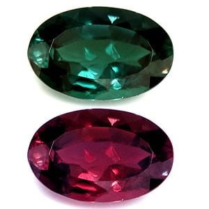 Loose Alexandrite Gemstone - GIA Oval 1.1ct Green EC: Loose Alexandrite Gemstone - GIA Oval 1.1ct Green EC This listing features Loose Alexandrite Gemstone - GIA Oval 1.1ct Green EC. Item specifics are provided below. Item Specifics: Type: Alexandrite Ca
