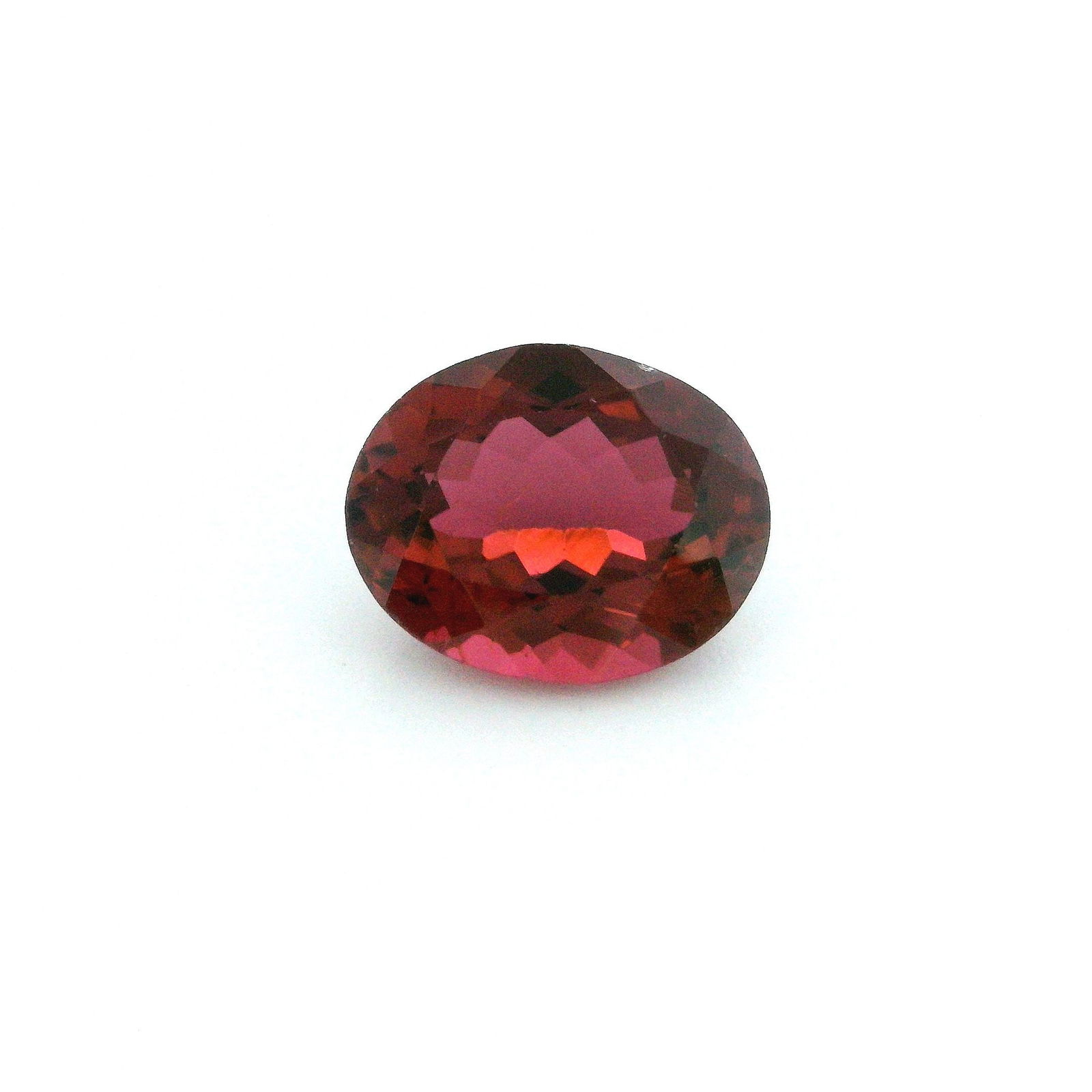 Loose Tourmaline Gemstone - GSI Oval 2.54ct Pink SI: Loose Tourmaline Gemstone - GSI Oval 2.54ct Pink SI This listing features Loose Tourmaline Gemstone - GSI Oval 2.54ct Pink SI. Item specifics are provided below. Item Specifics: Type: Tourmaline