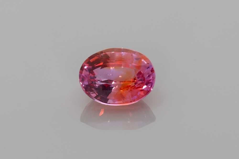 Loose Sapphire Gemstone - Oval 1.61ct Orange EC: Loose Sapphire Gemstone - Oval 1.61ct Orange EC This listing features Loose Sapphire Gemstone - Oval 1.61ct Orange EC. Item specifics are provided below. Item Specifics: Type: Sapphire Carat: 1.61 Cut