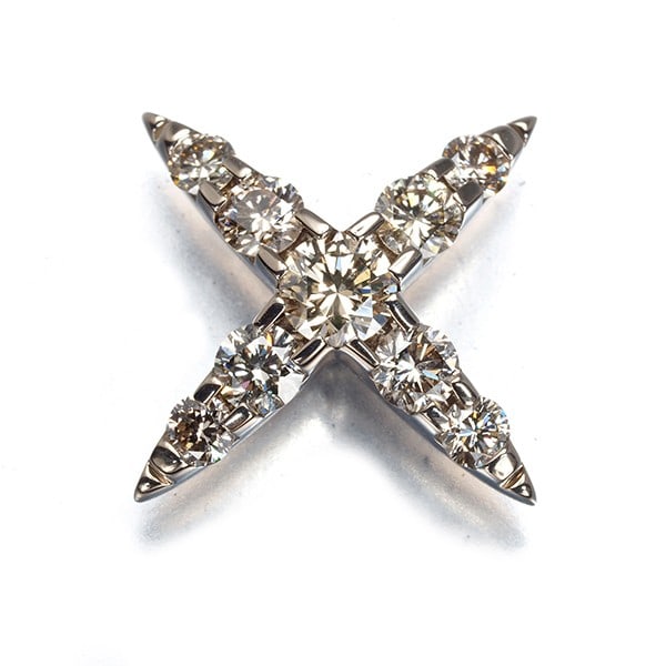 Gold Kashikey Brooch Brown Diamond 0.50Ct Naked 18K 750 Brown: Gold Kashikey Brooch Brown Diamond 0.50Ct Naked 18K 750 Brown This listing features Gold Kashikey Brooch Brown Diamond 0.50Ct Naked 18K 750 Brown. Item specifics are provided below. Item Specifics: Br