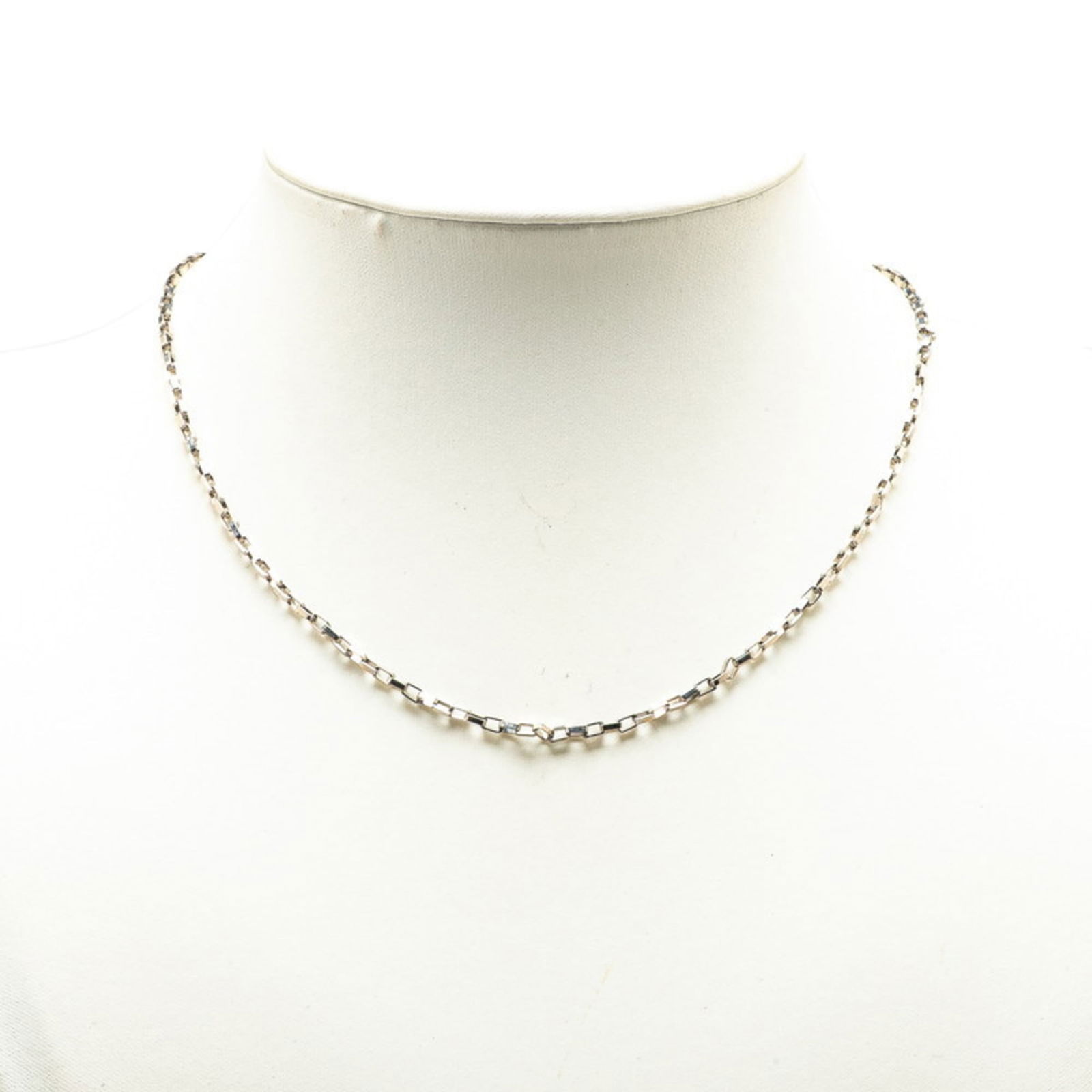 VUITTON Louis Vuitton Collier Damier Colors Chain Necklace M62490 Silver Metal Women's LOUIS: VUITTON Louis Vuitton Collier Damier Colors Chain Necklace M62490 Silver Metal Women's LOUIS This listing features VUITTON Louis Vuitton Collier Damier Colors Chain Necklace M62490 Silver Metal Women'