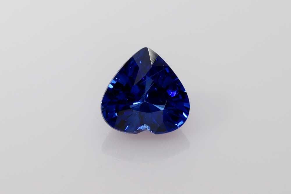 Loose Sapphire Gemstone - Heart 1.33ct Blue EC: Loose Sapphire Gemstone - Heart 1.33ct Blue EC This listing features Loose Sapphire Gemstone - Heart 1.33ct Blue EC. Item specifics are provided below. Item Specifics: Type: Sapphire Carat: 1.33 Cut: