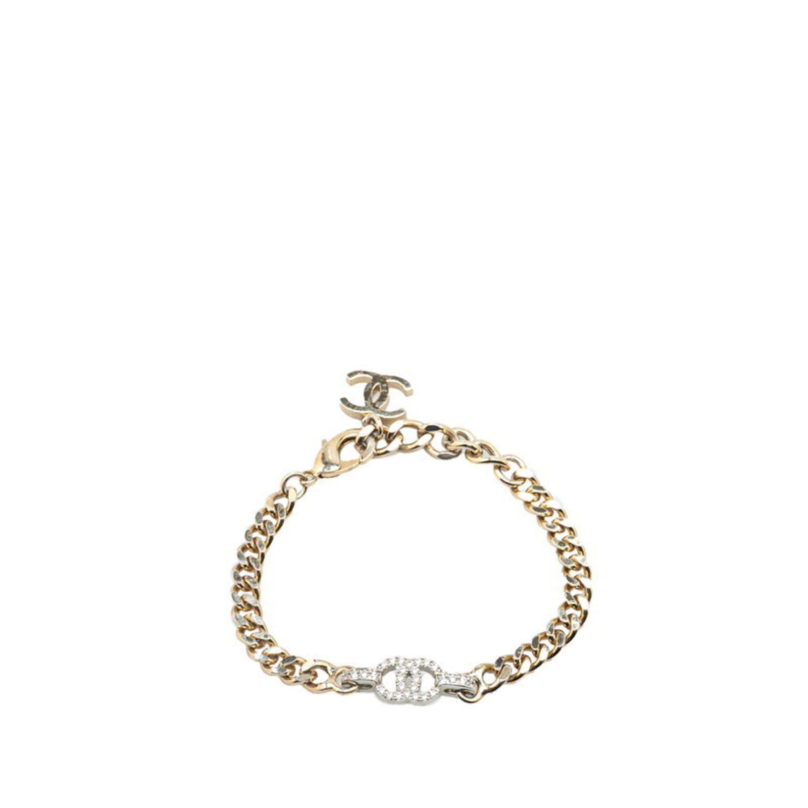 Metal Chanel Charm Bracelet: Metal Chanel Charm Bracelet This listing features Metal Chanel Charm Bracelet. Item specifics are provided below. Item Specifics: Brand: Chanel Type: Charm Bracelet Gender: Women Material: Metal Color