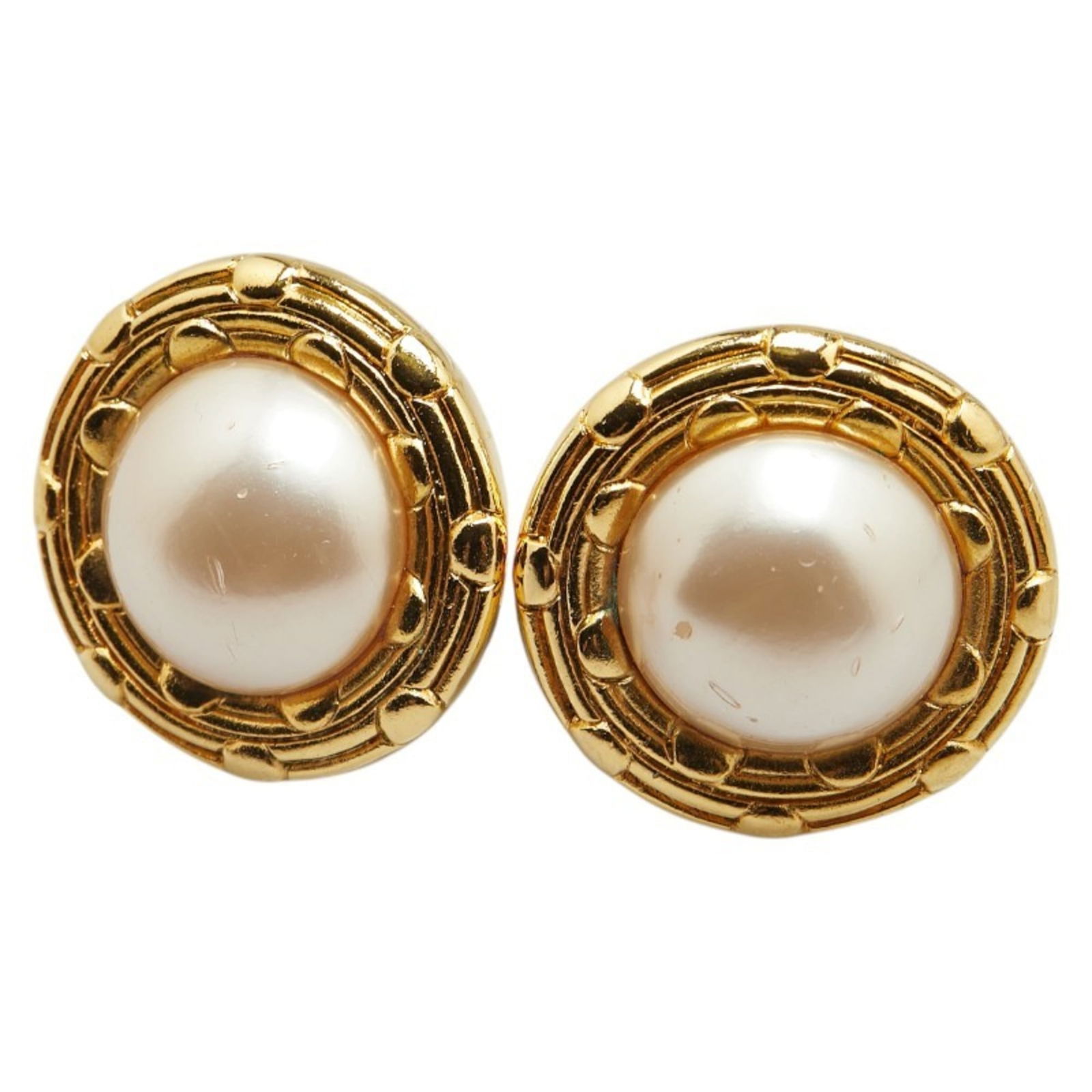 Earrings Chanel Clip: Earrings Chanel Clip This listing features Earrings Chanel Clip. Item specifics are provided below. Item Specifics: Brand: Chanel Type: Clip Earrings Gender: Women Color: Gold Stone Size (Hxw): 31.20m