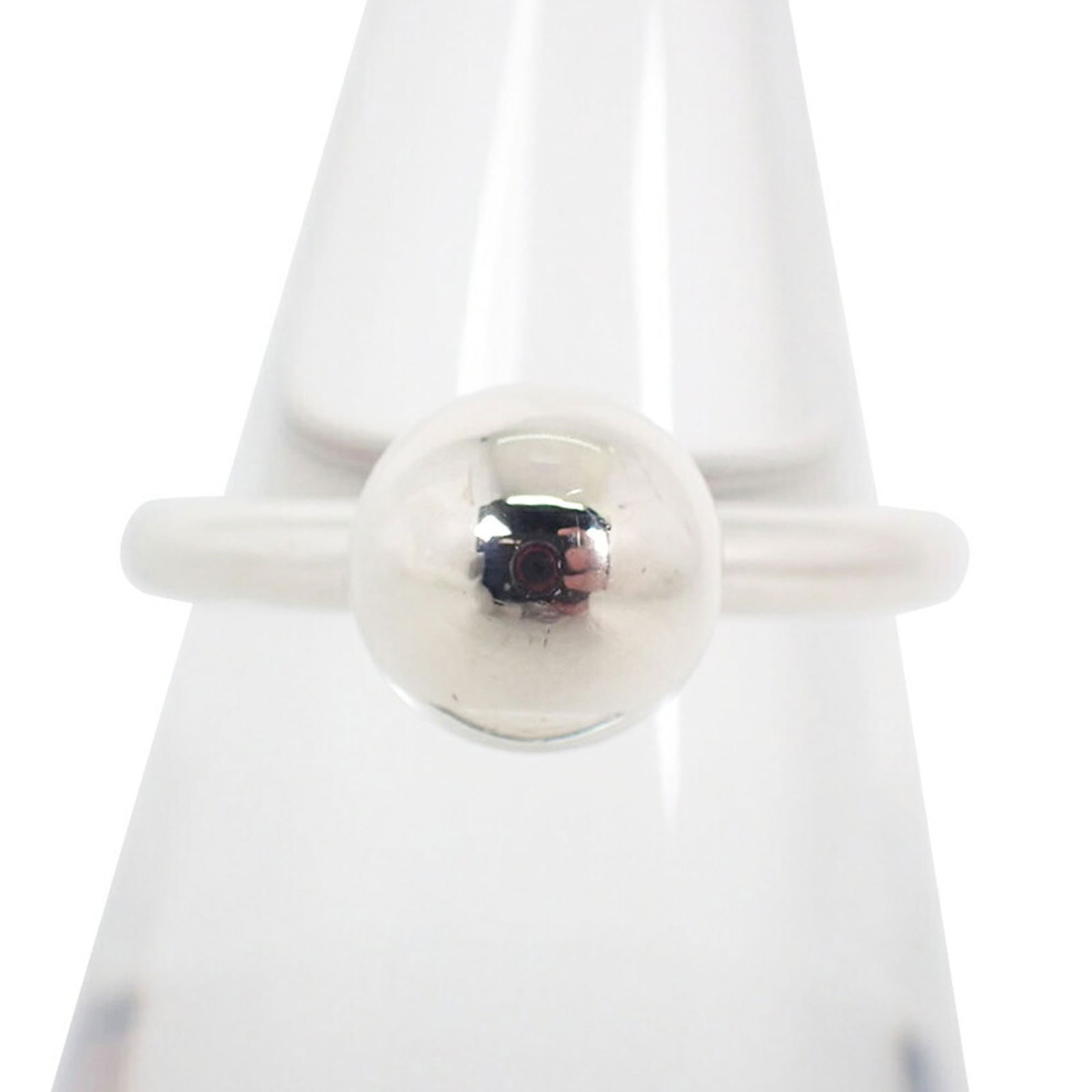 925 Tiffany Band Ring Sterling Silver: 925 Tiffany Band Ring Sterling Silver This listing features 925 Tiffany Band Ring Sterling Silver. Item specifics are provided below. Item Specifics: Brand: Tiffany Type: Band Ring Gender: Women Color