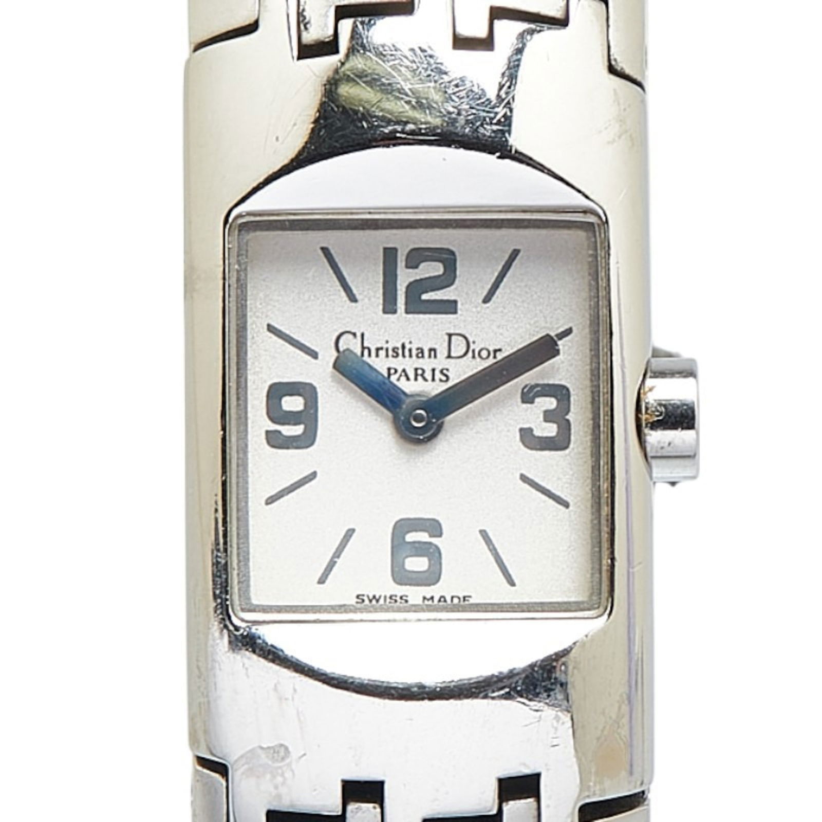 Wristwatch Christian Dior: Wristwatch Christian Dior This listing features Wristwatch Christian Dior. Item specifics are provided below. Item Specifics: Brand: Christian Dior Type: Wristwatch Gender: Women Display: Analog Mater