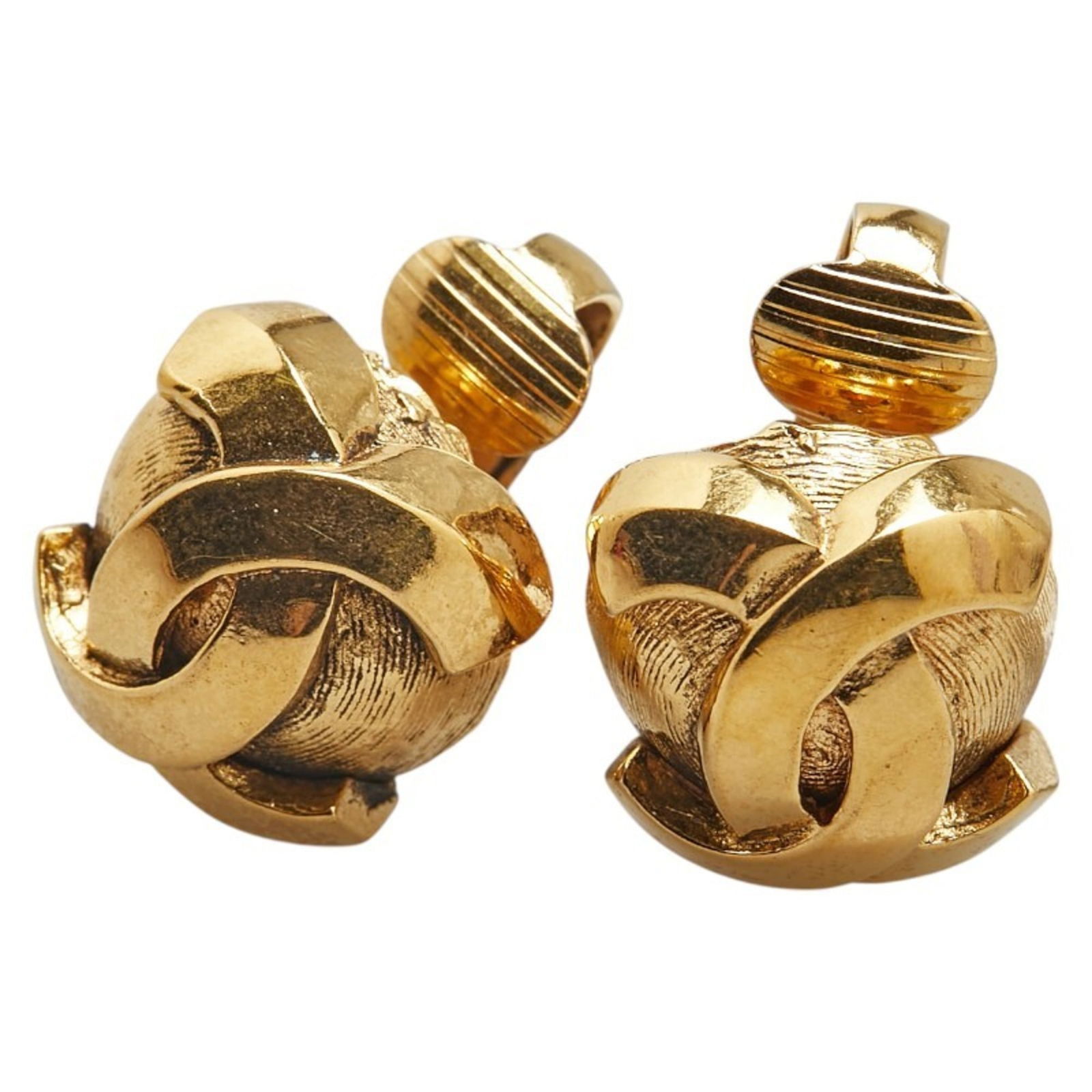 Earrings Chanel Clip: Earrings Chanel Clip This listing features Earrings Chanel Clip. Item specifics are provided below. Item Specifics: Brand: Chanel Type: Clip Earrings Gender: Women Color: Gold Size (Hxwxd): 13.90mm x