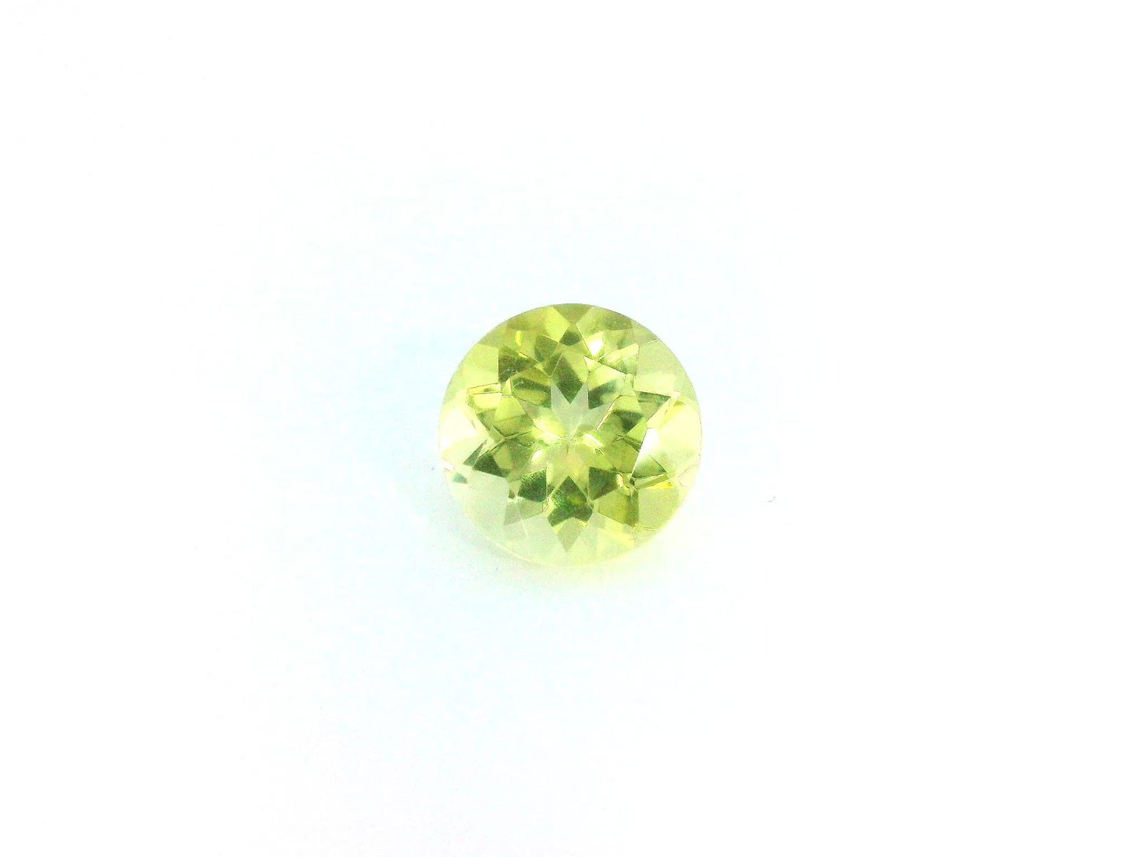 Loose Apatite Gemstone - GSI Round 2.21ct Yellow SI: Loose Apatite Gemstone - GSI Round 2.21ct Yellow SI This listing features Loose Apatite Gemstone - GSI Round 2.21ct Yellow SI. Item specifics are provided below. Item Specifics: Type: Apatite Carat: 2